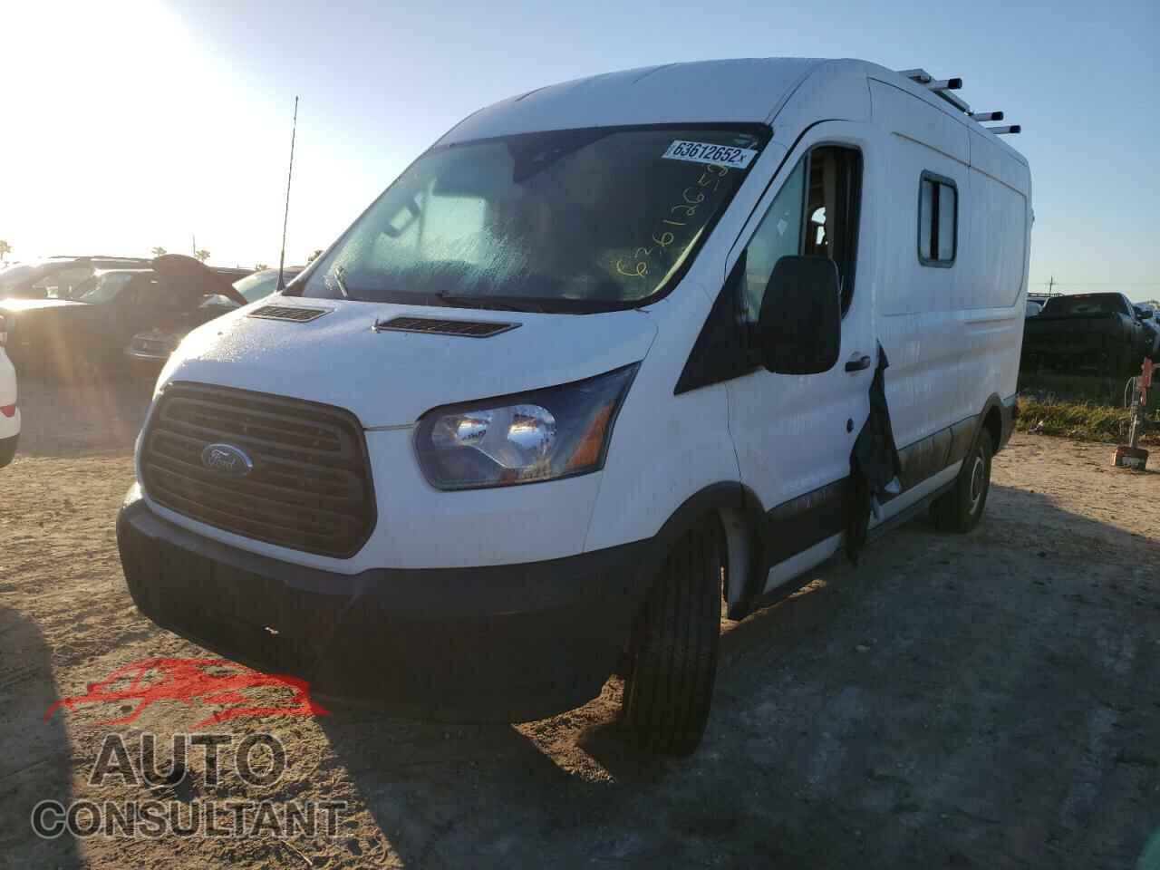 FORD TRANSIT 2019 - 1FTYR2CM2KKB84089