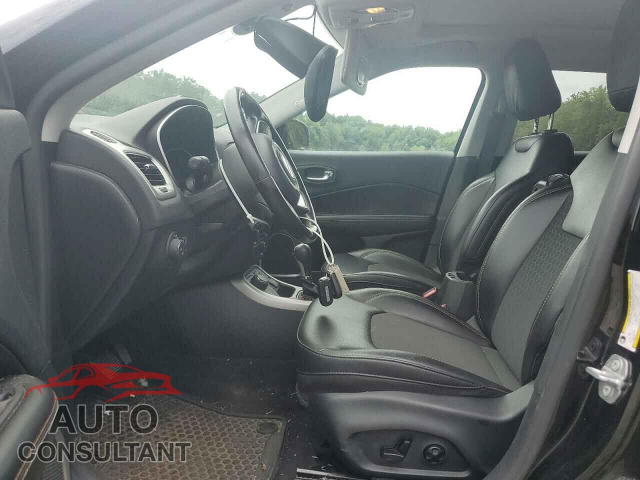 JEEP COMPASS 2019 - 3C4NJDBB8KT839196