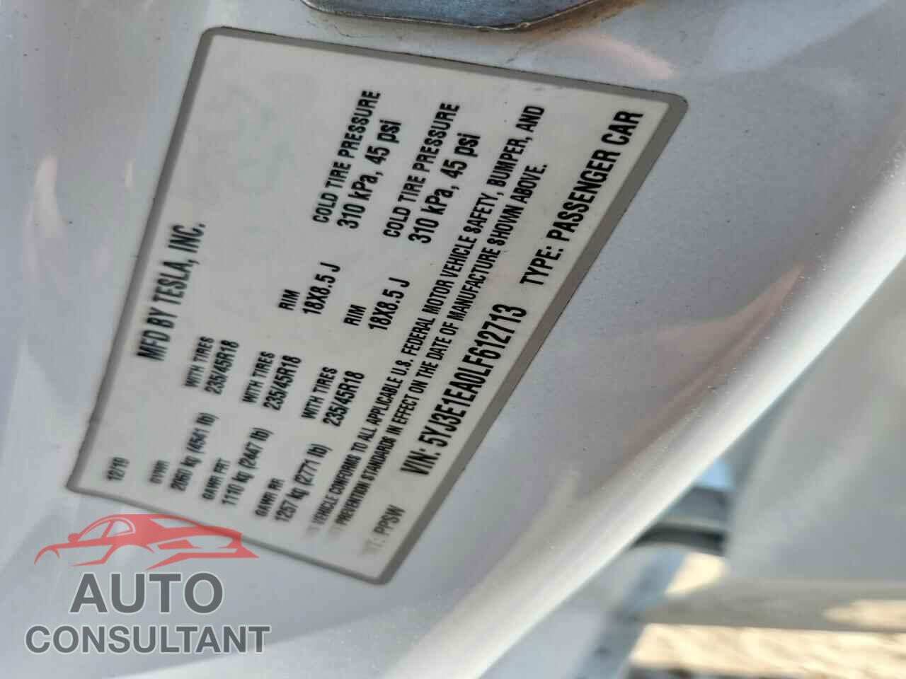 TESLA MODEL 3 2020 - 5YJ3E1EA0LF612713