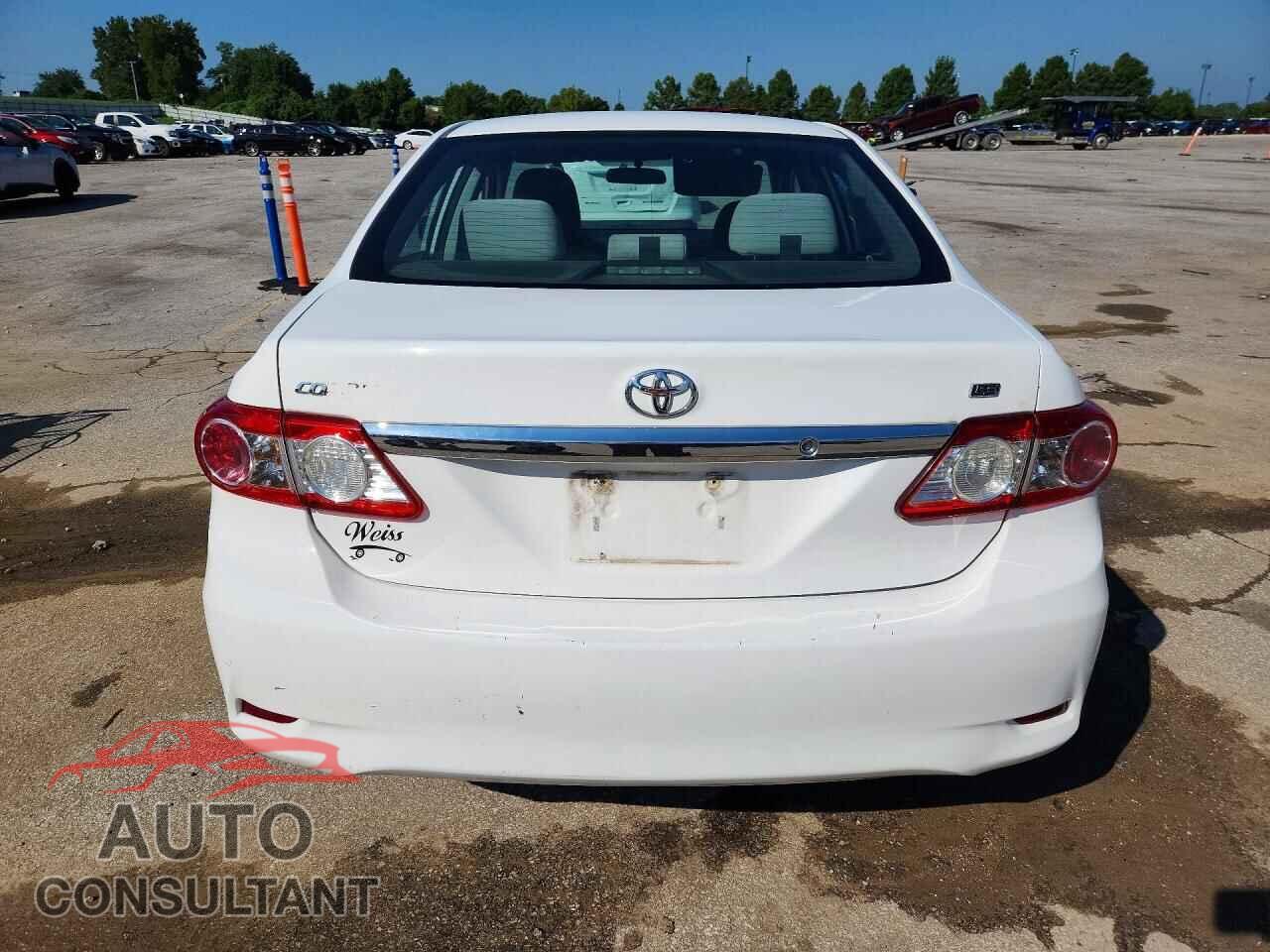 TOYOTA COROLLA 2012 - 2T1BU4EE6CC828721