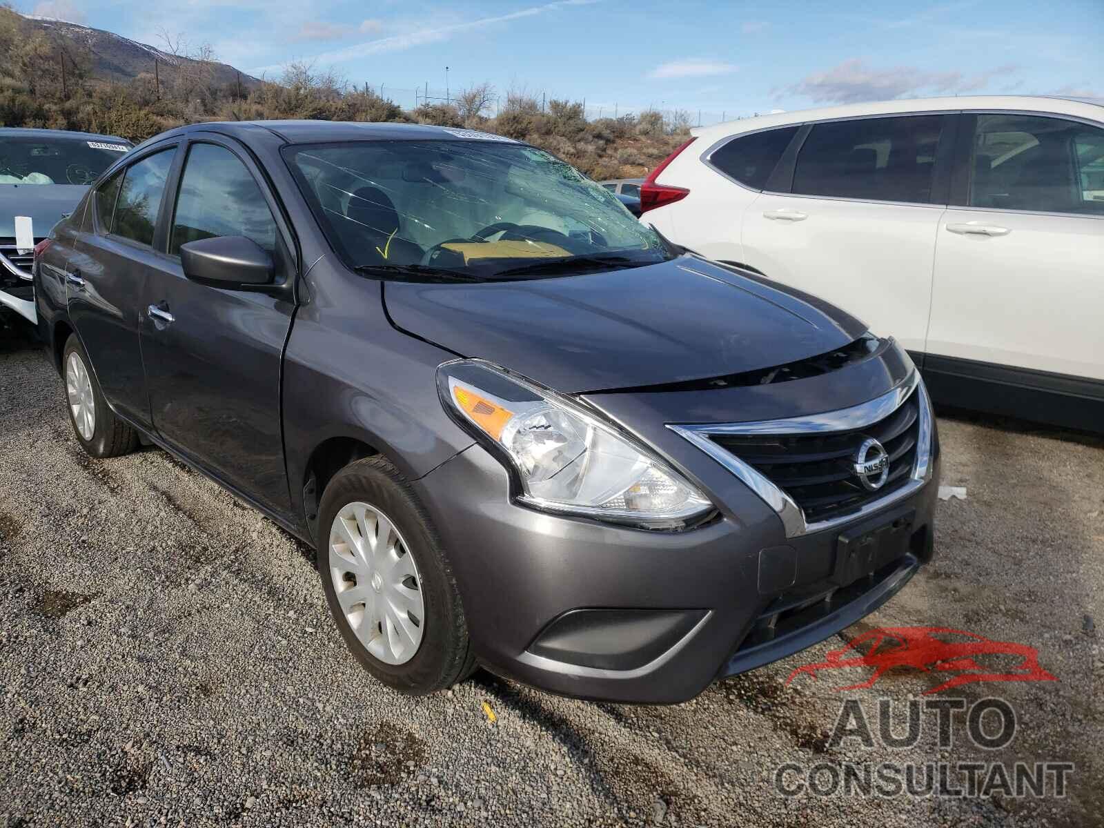 NISSAN VERSA 2018 - 3N1CN7AP2JL887014