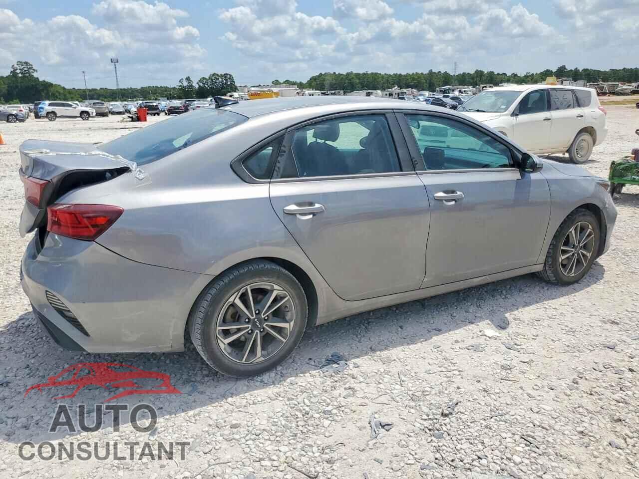 KIA FORTE 2023 - 3KPF24AD7PE528276