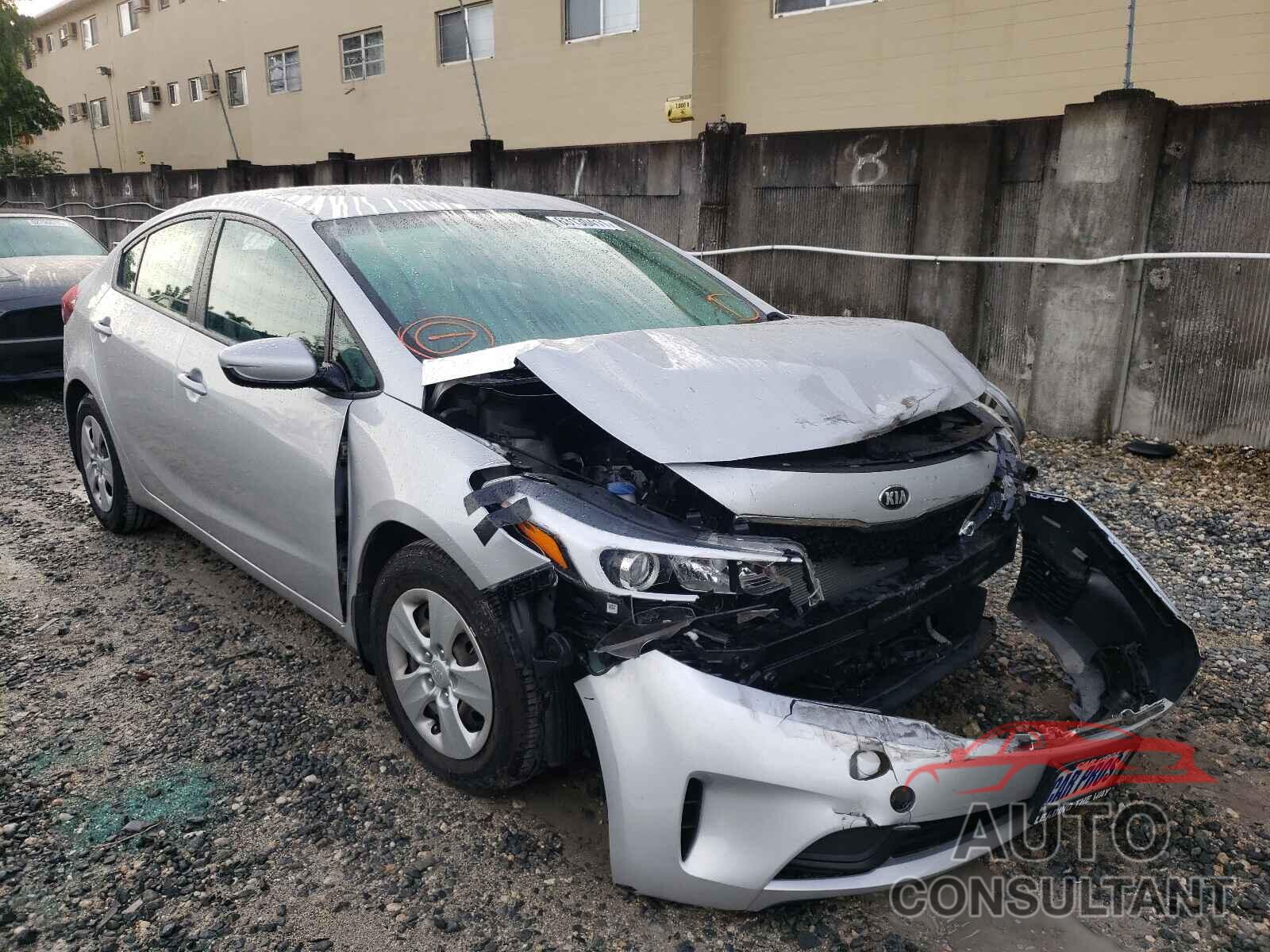 KIA FORTE 2017 - 3KPFK4A75HE108091