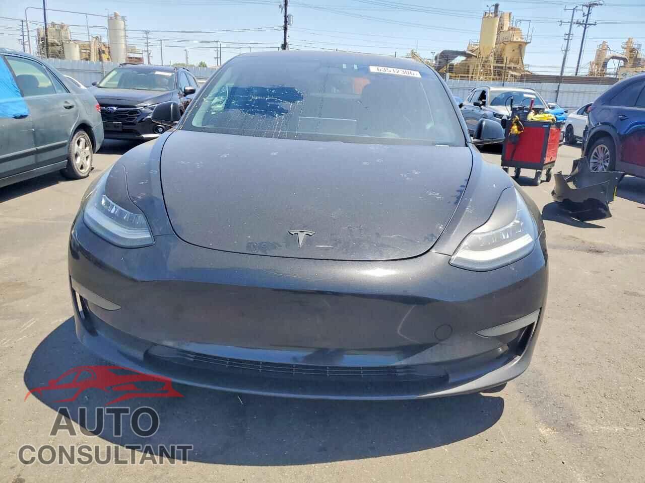 TESLA MODEL 3 2018 - 5YJ3E1EB6JF084682