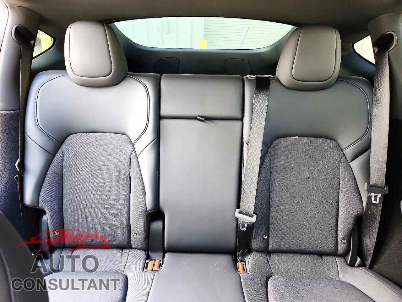 TESLA MODEL Y 2026 - 7SAYGDEDXTA720915
