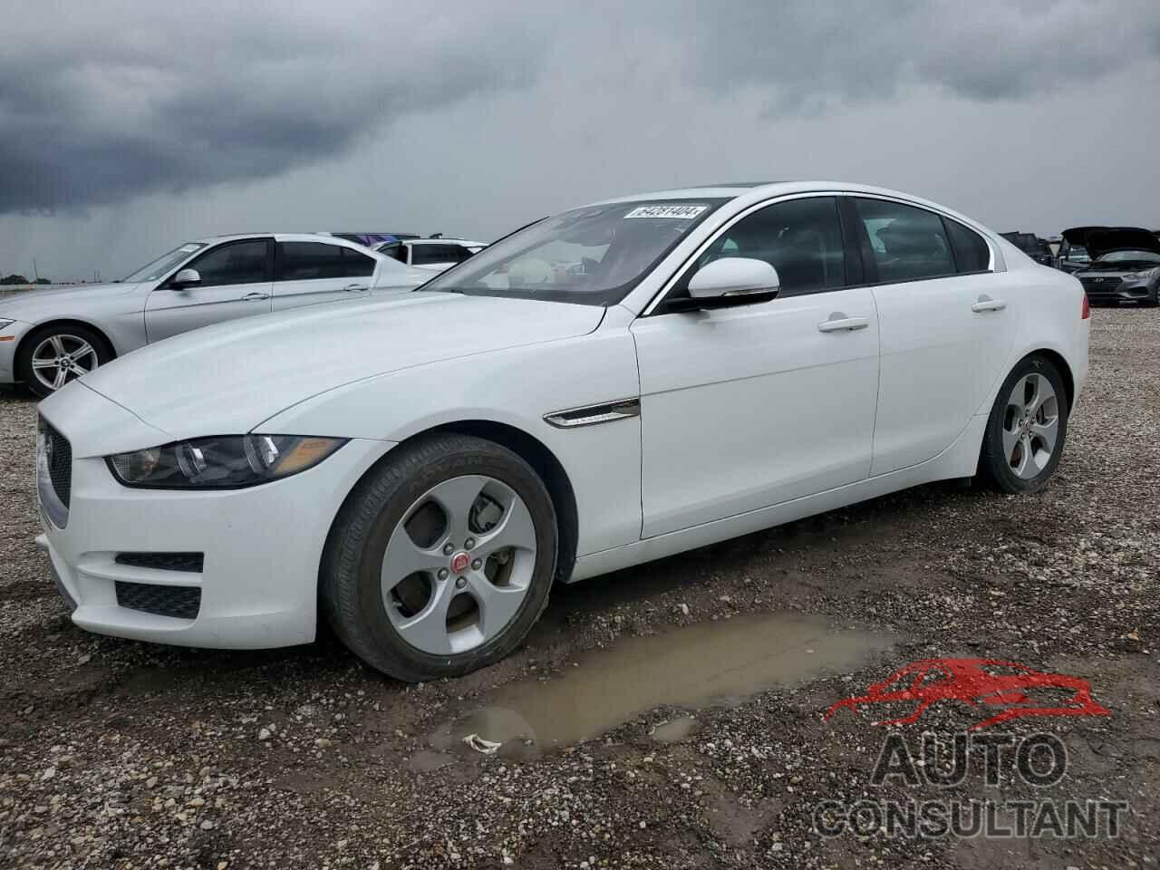 JAGUAR XE 2018 - SAJAR4FX8JCP37048