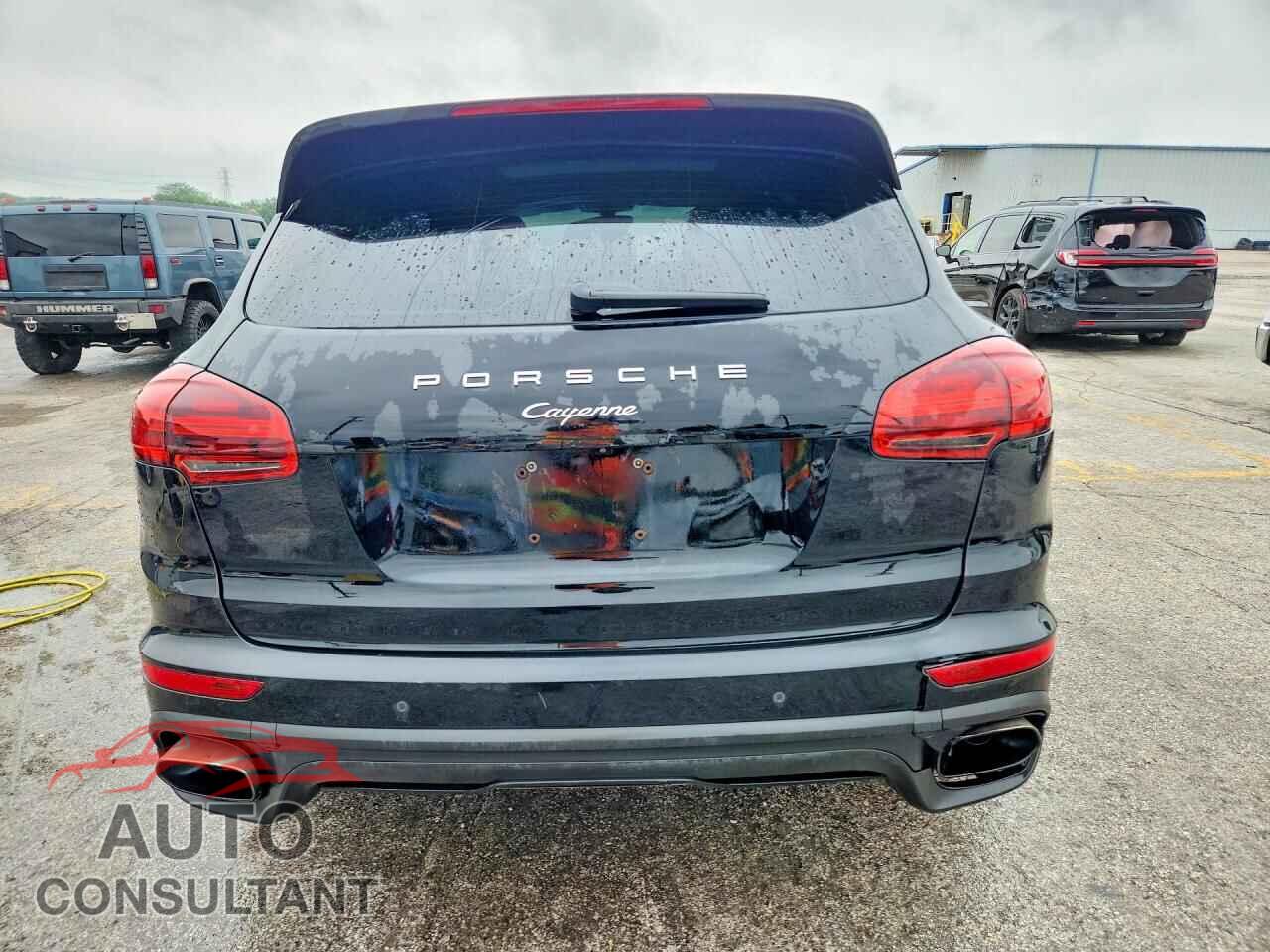 PORSCHE CAYENNE 2016 - WP1AA2A21GLA10962