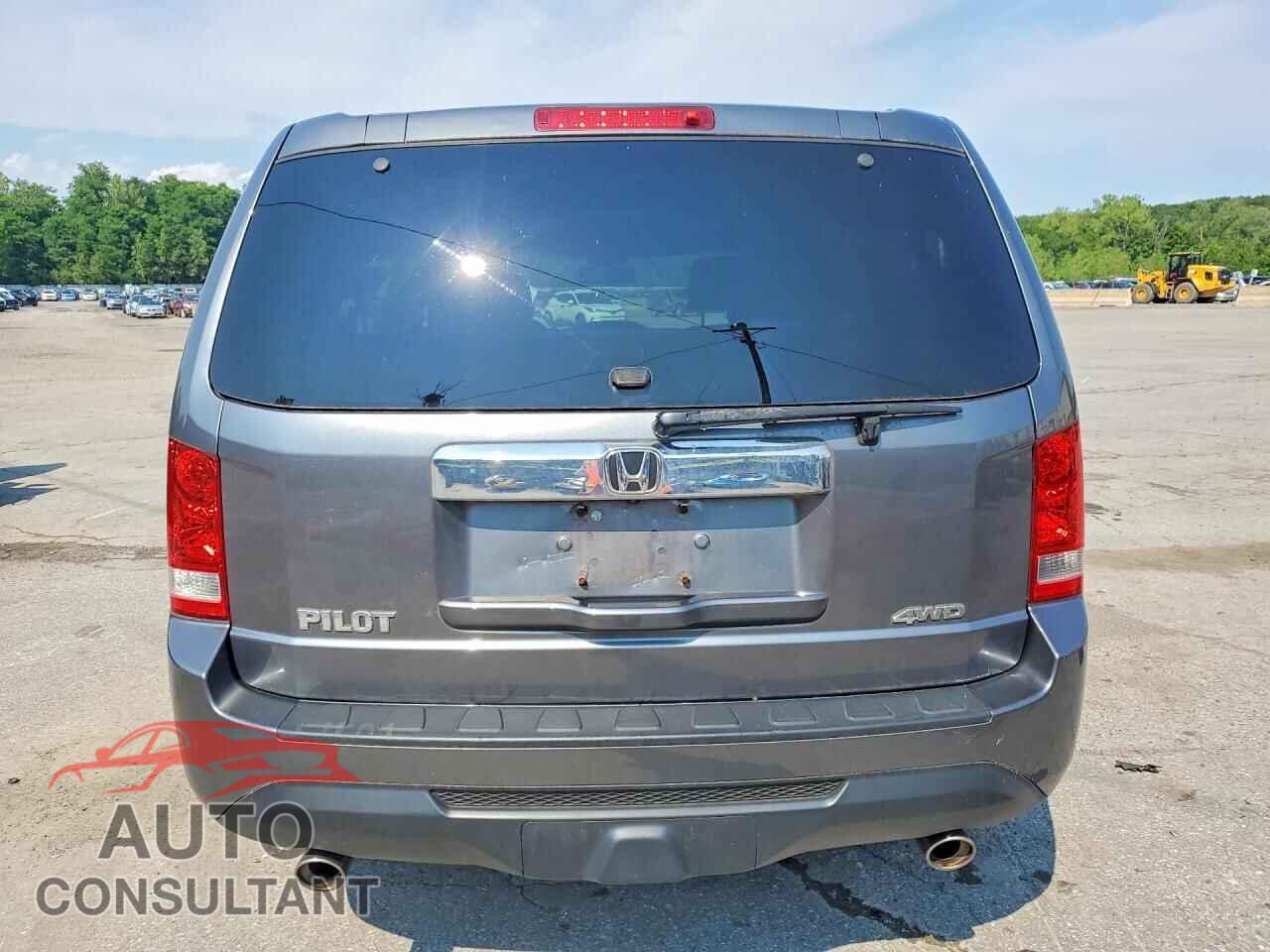HONDA PILOT 2013 - 5FNYF4H59DB047026
