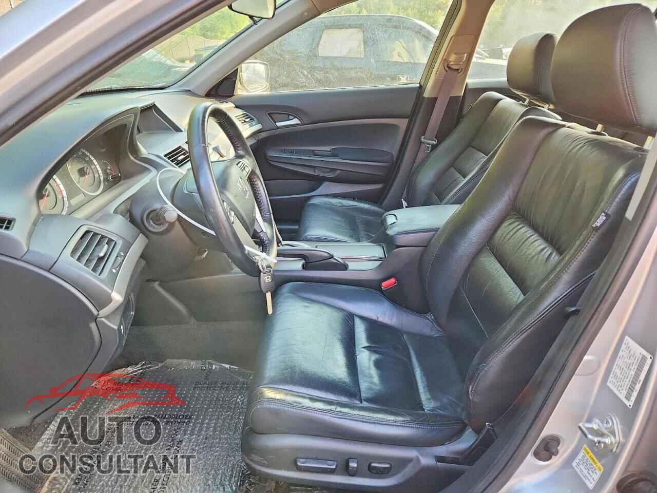 HONDA ACCORD 2011 - 1HGCP2F61BA018120