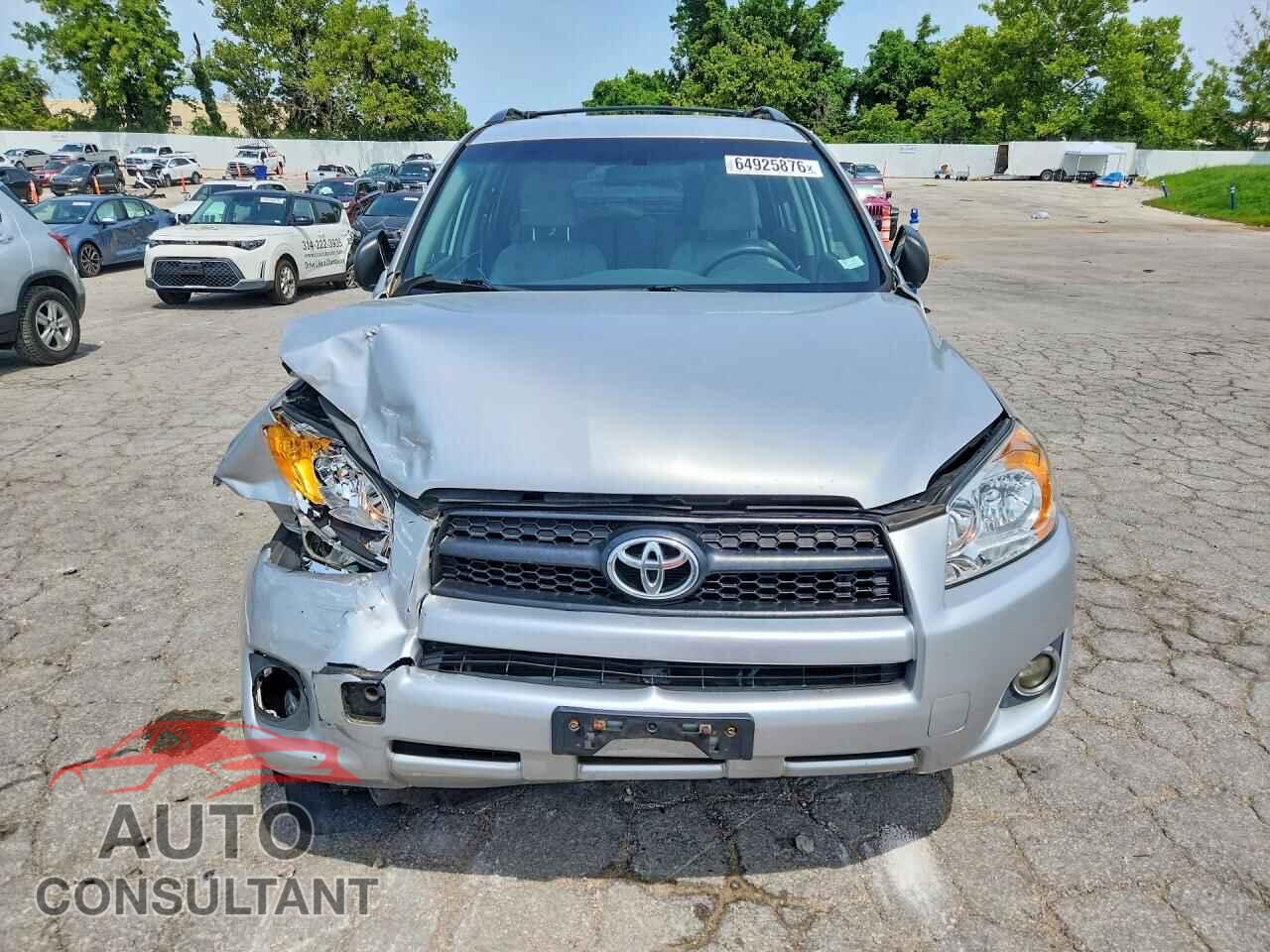 TOYOTA RAV4 2012 - 2T3ZF4DV7CW153784