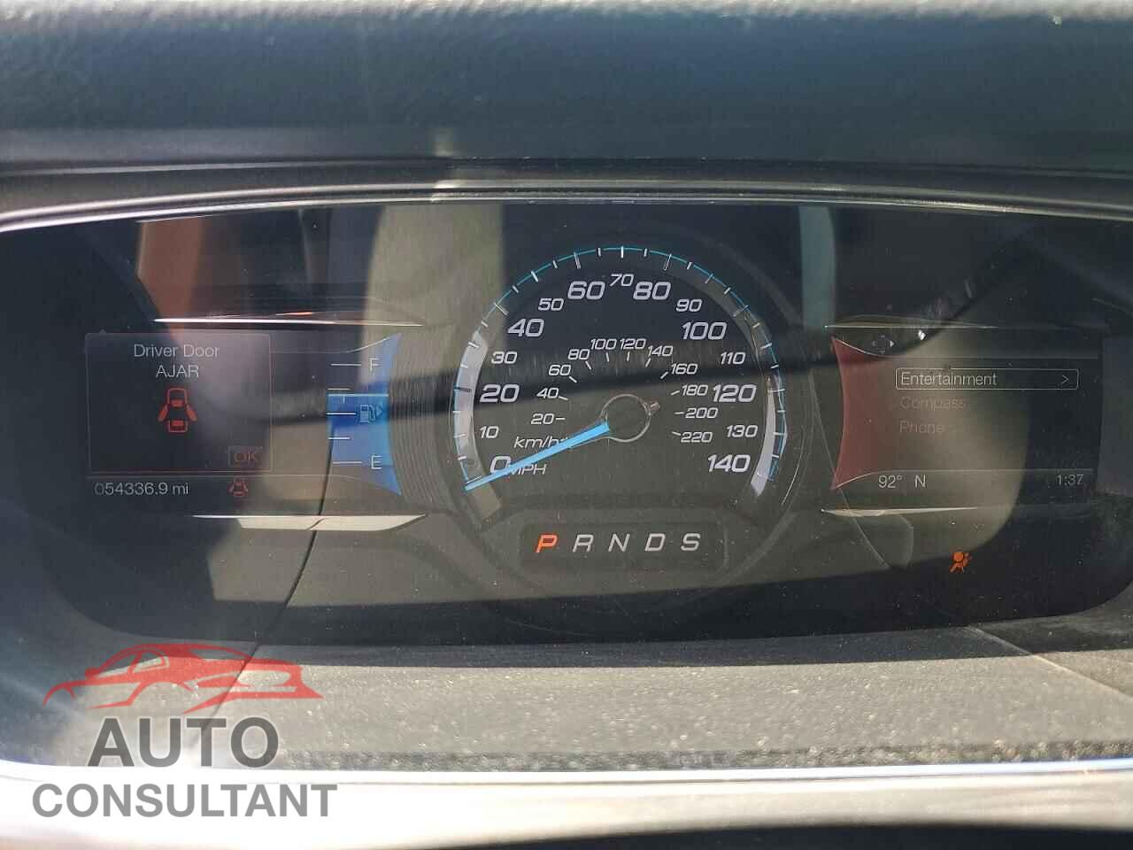 FORD TAURUS 2016 - 1FAHP2E89GG128043