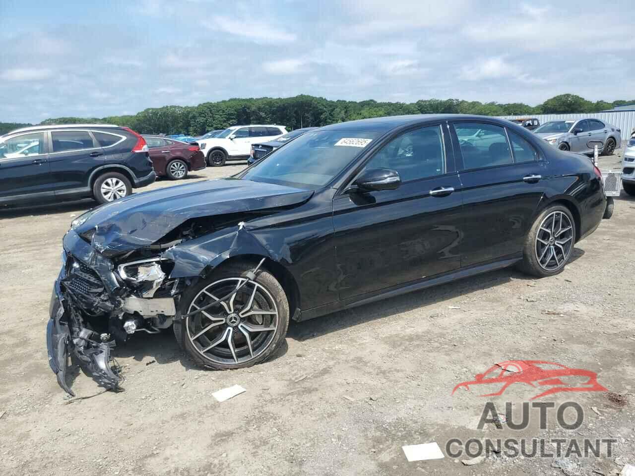 MERCEDES-BENZ E-CLASS 2023 - W1KZF8EB7PB099211