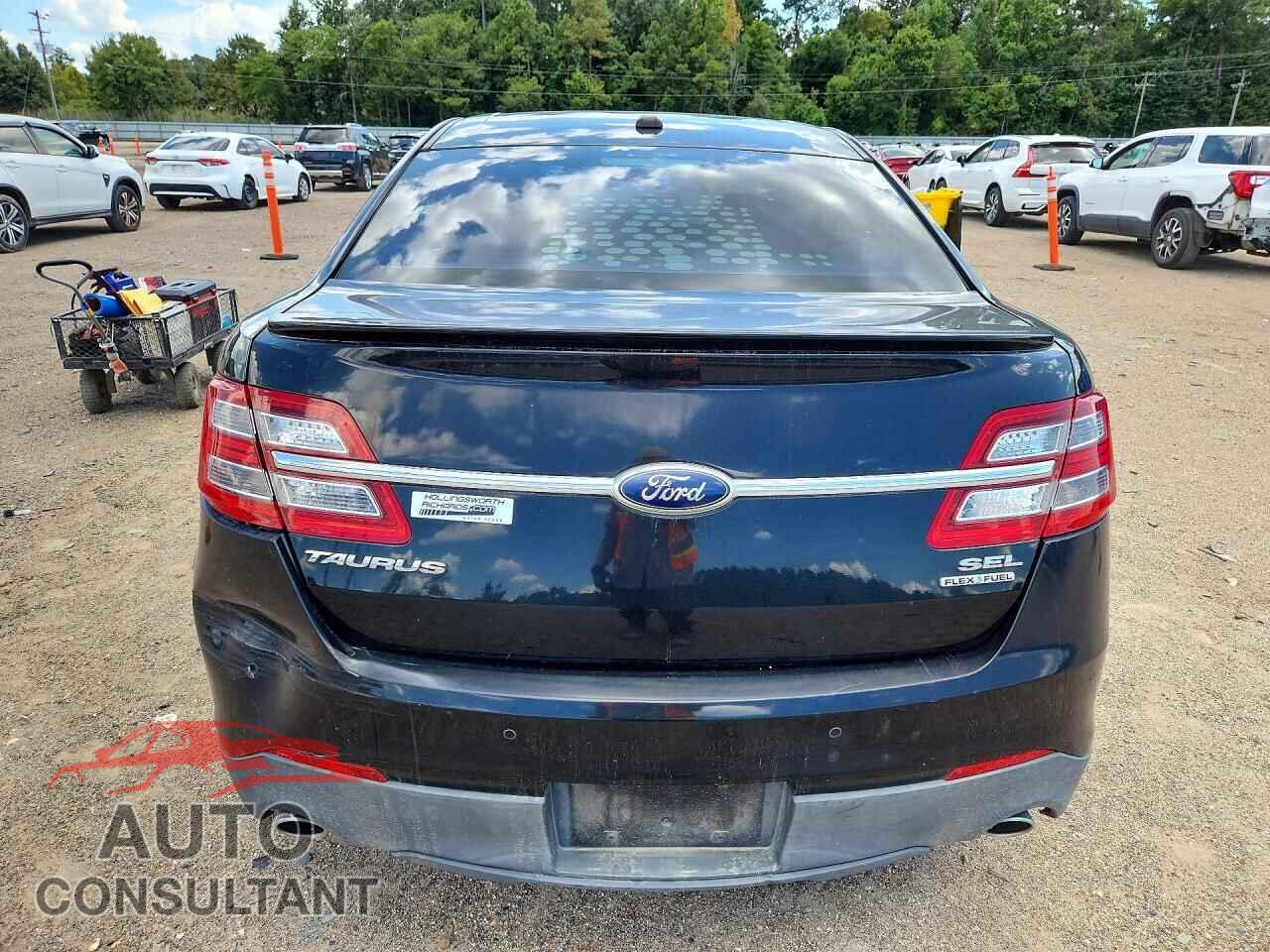 FORD TAURUS 2013 - 1FAHP2E84DG145747