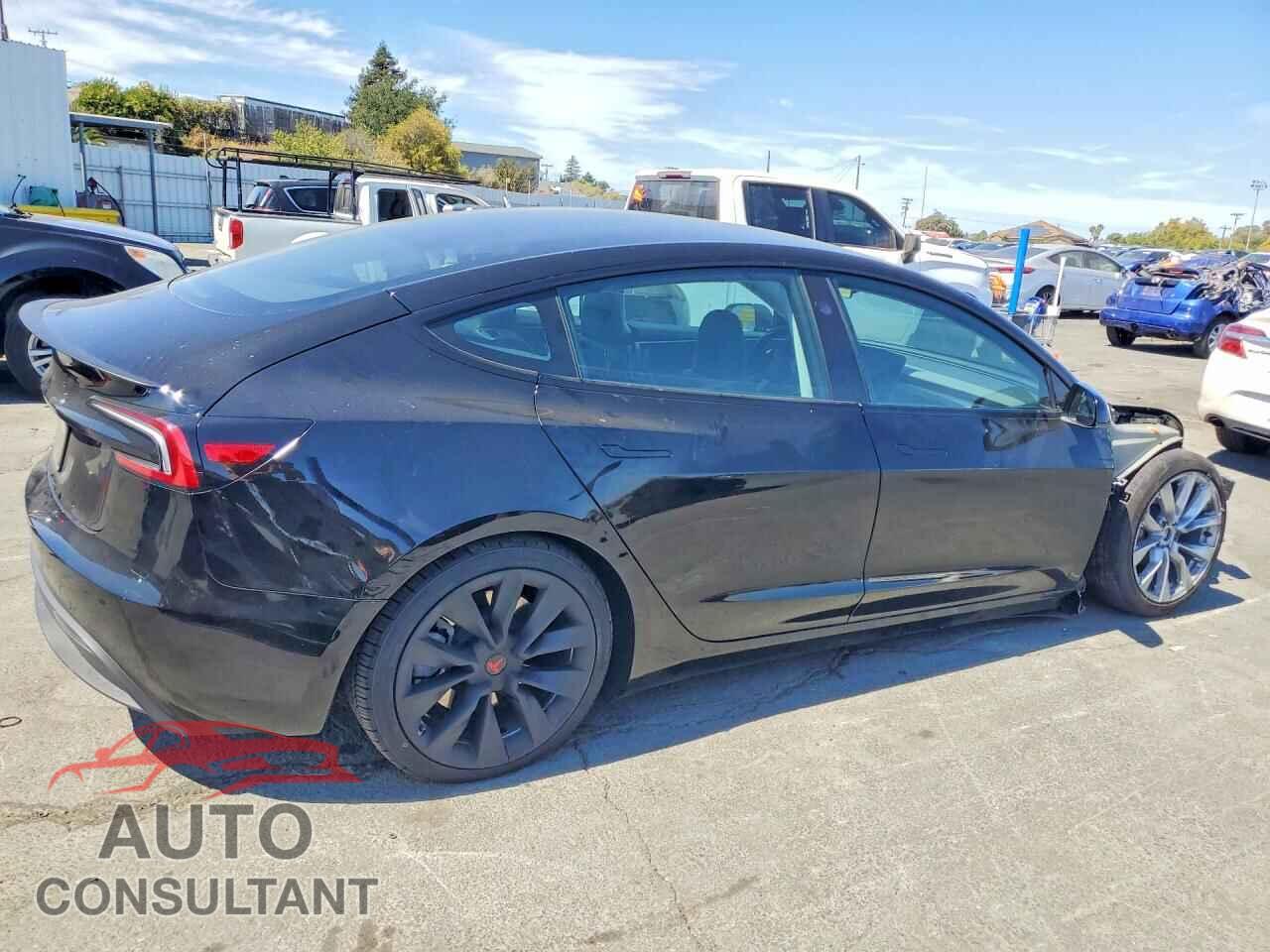 TESLA MODEL 3 2024 - 5YJ3E1EA8RF864993