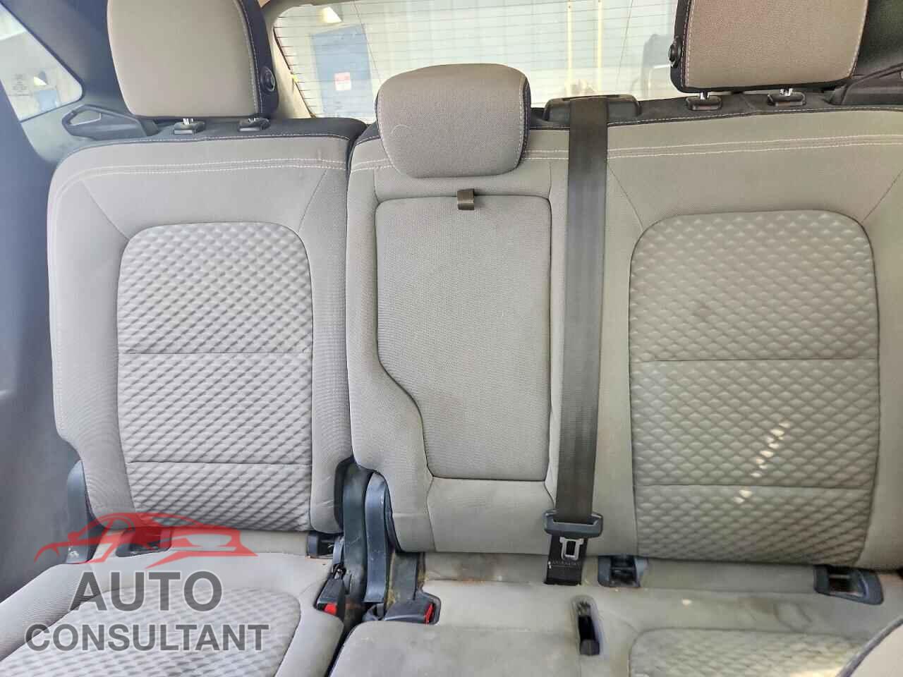 FORD ESCAPE 2020 - 1FMCU0G69LUA10532