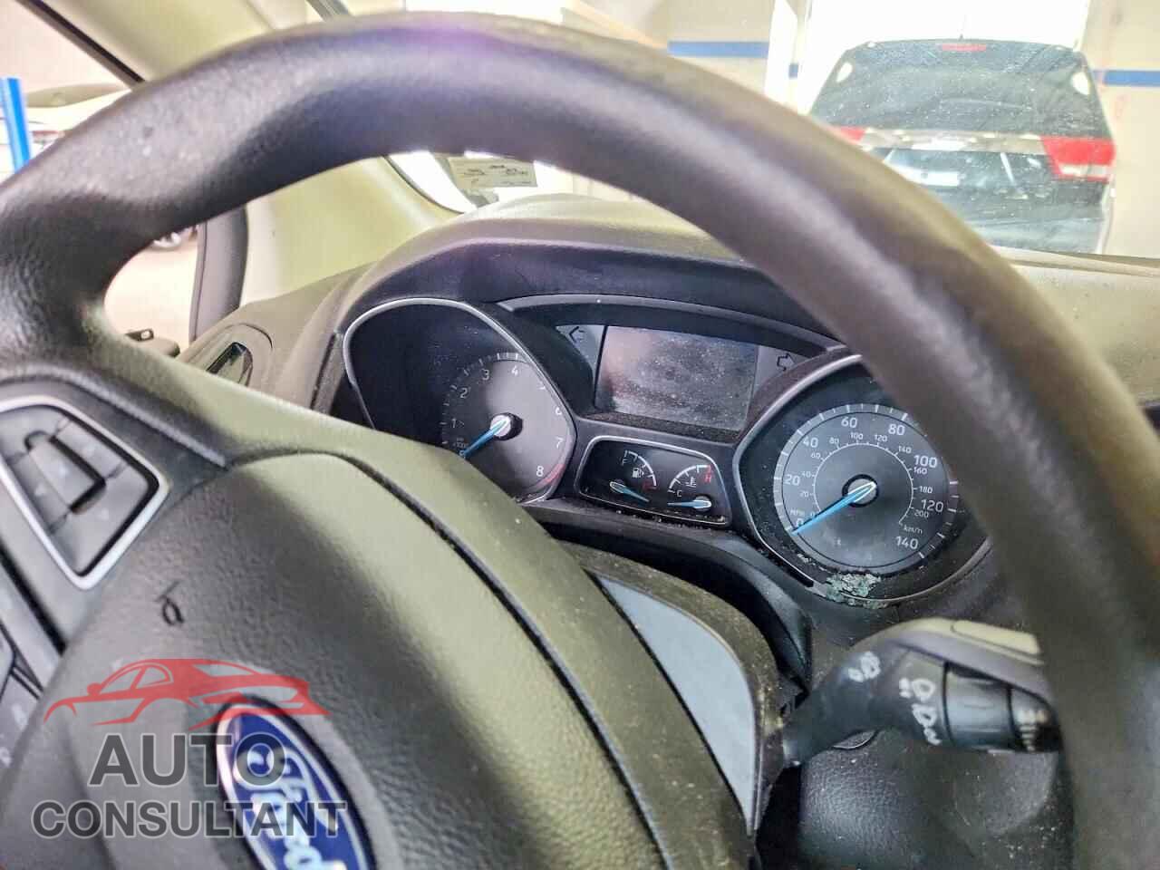 FORD FOCUS 2016 - 1FADP3F27GL402832