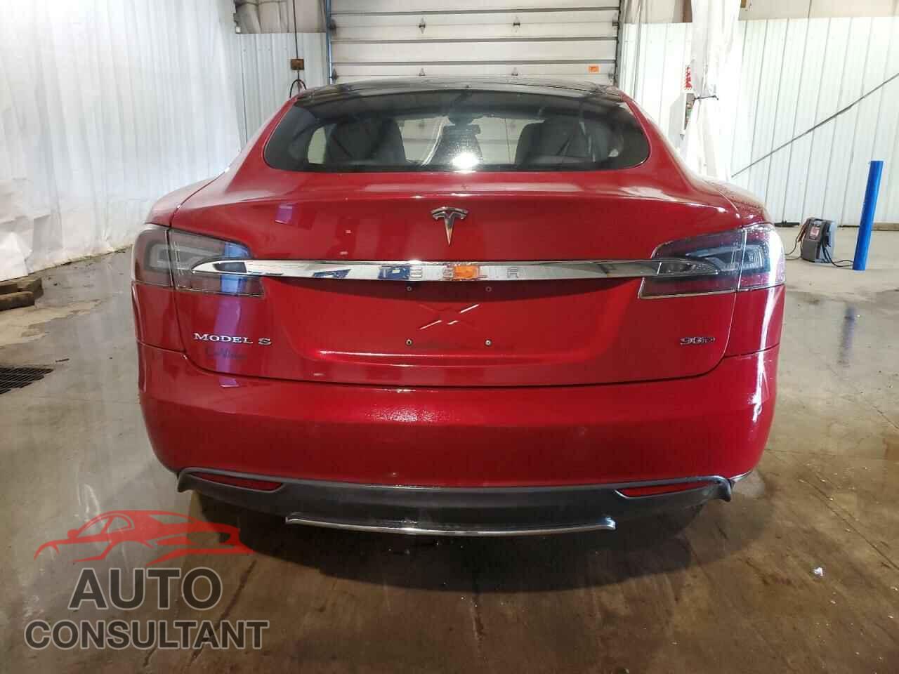 TESLA MODEL S 2015 - 5YJSA1E27FF119910