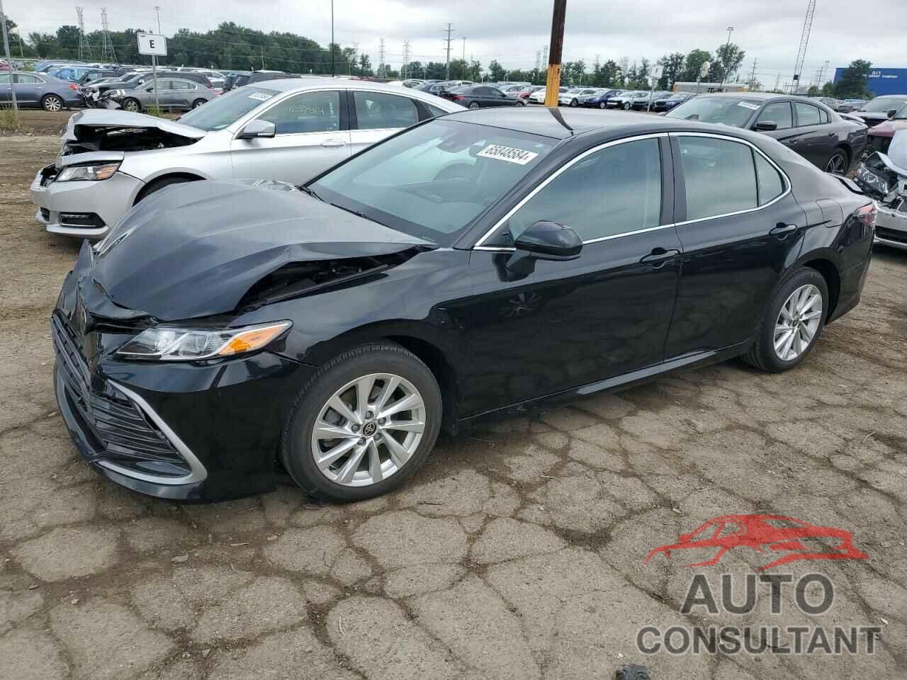 TOYOTA CAMRY 2021 - 4T1C11AK6MU556808