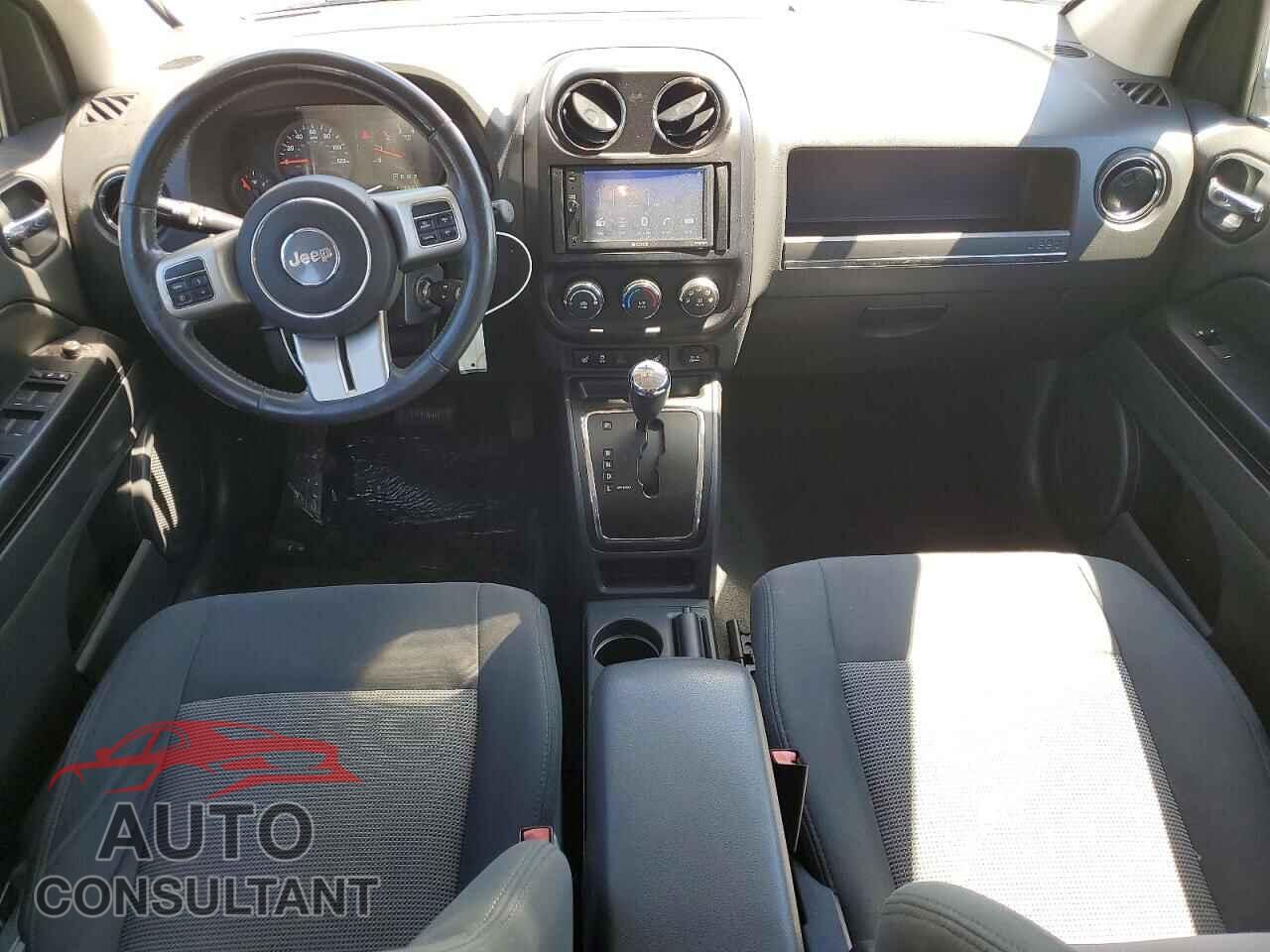 JEEP COMPASS 2011 - 1J4NF1FB0BD173476