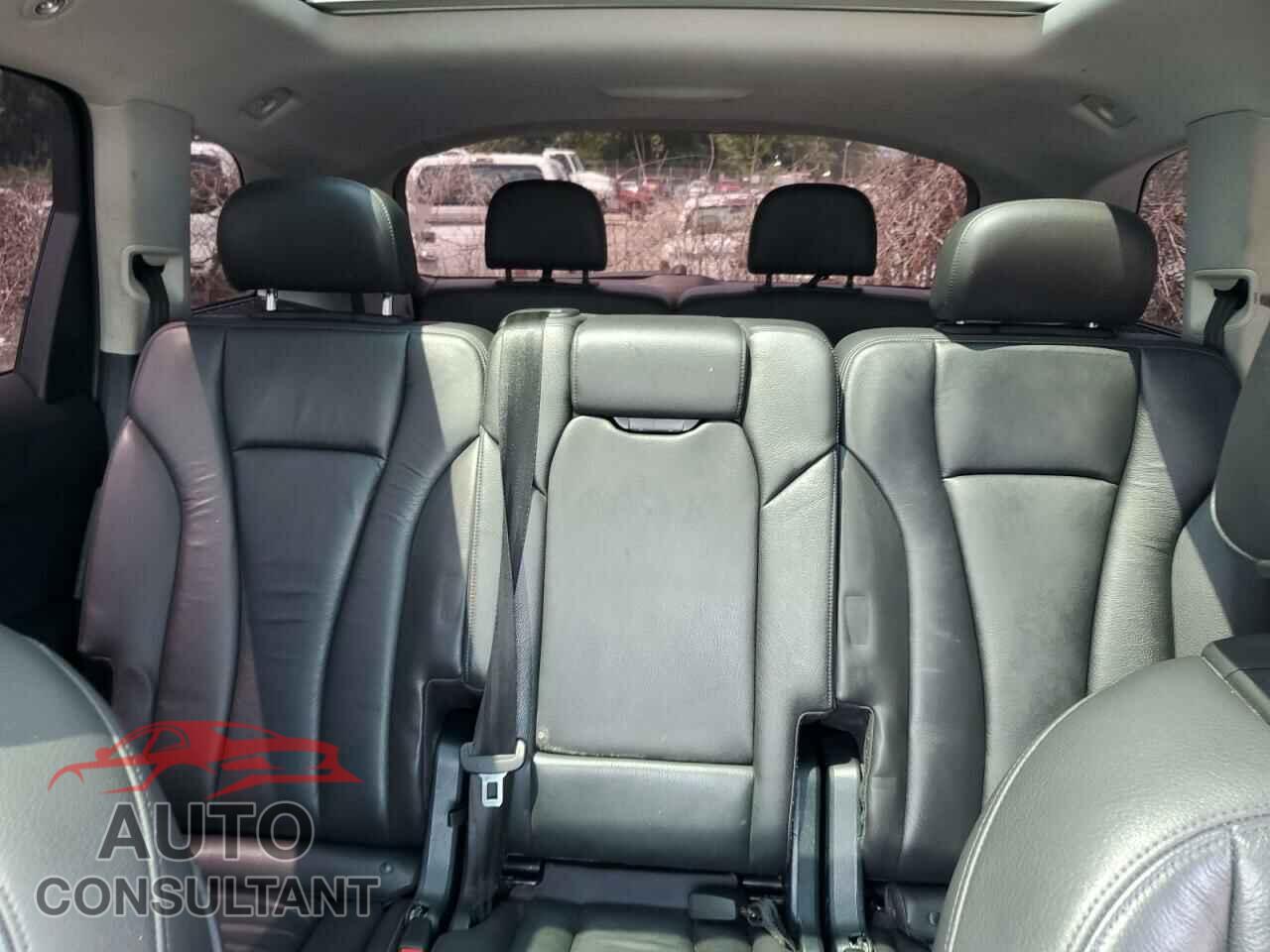 AUDI Q7 2017 - WA1LAAF74HD001994