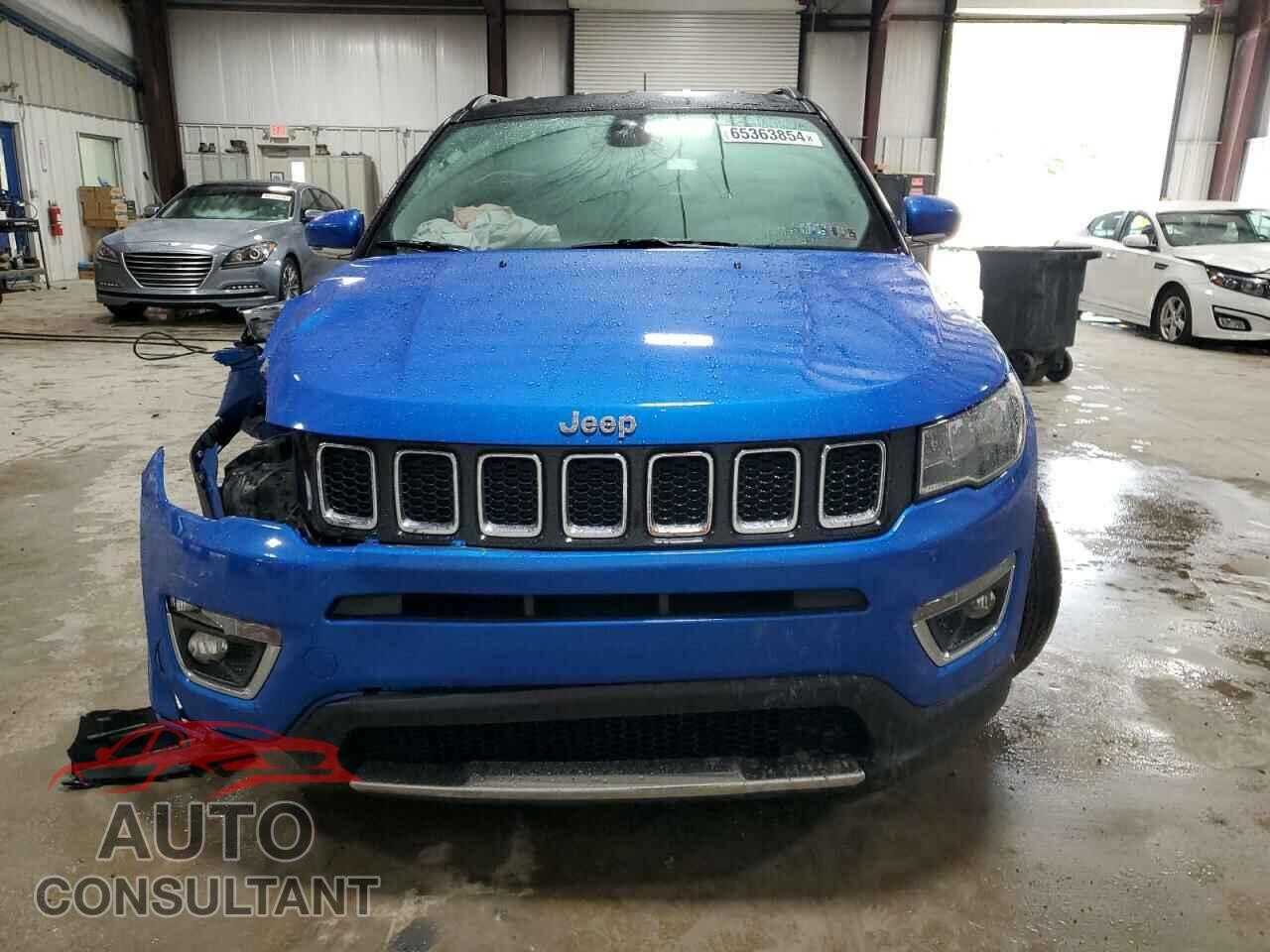 JEEP COMPASS 2018 - 3C4NJDCB1JT252741