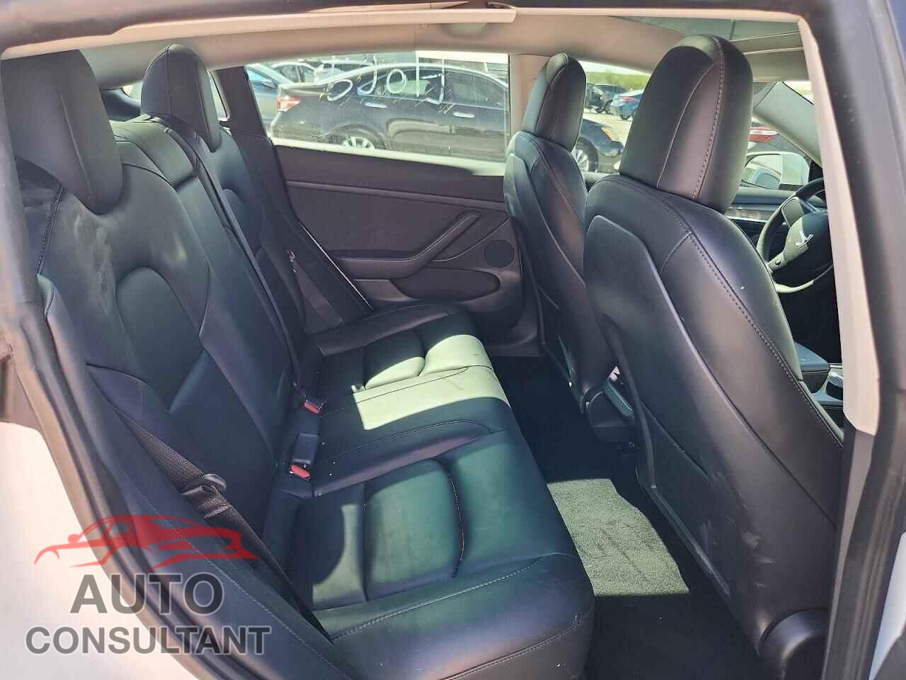 TESLA MODEL 3 2023 - 5YJ3E1EA8PF410126
