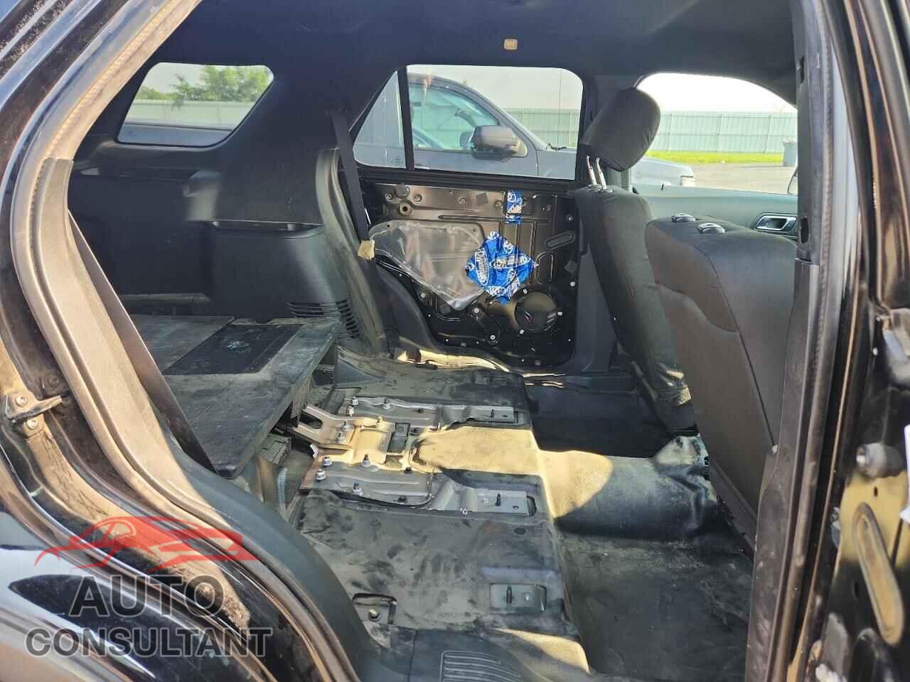 FORD EXPLORER 2018 - 1FM5K8AR7JGB34570