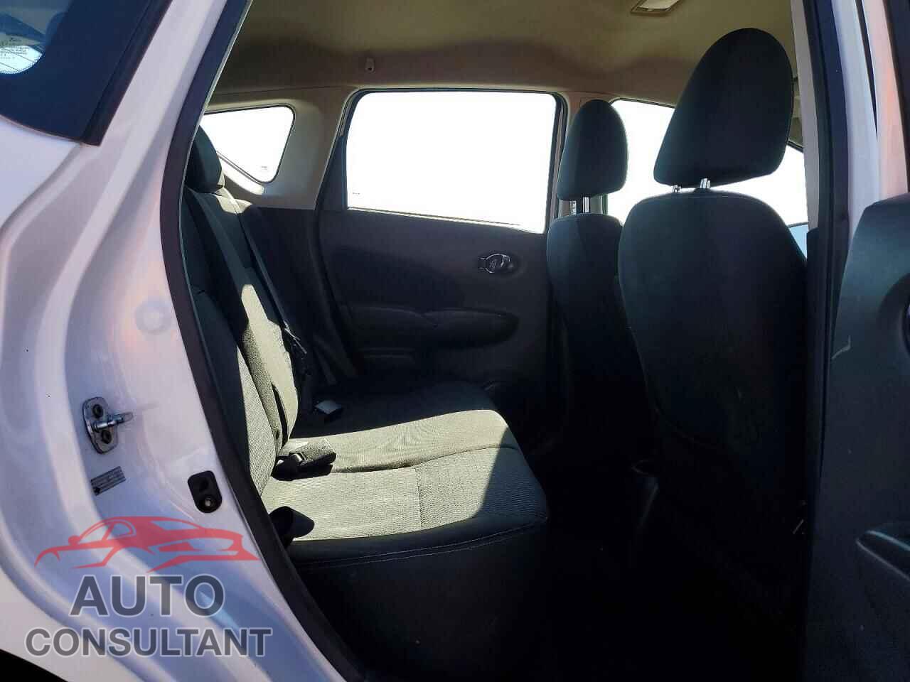 NISSAN VERSA 2017 - 3N1CE2CP3HL361517