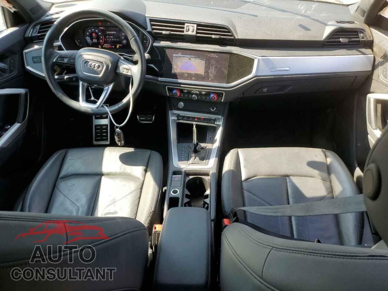 AUDI Q3 2020 - WA1AECF30L1034571