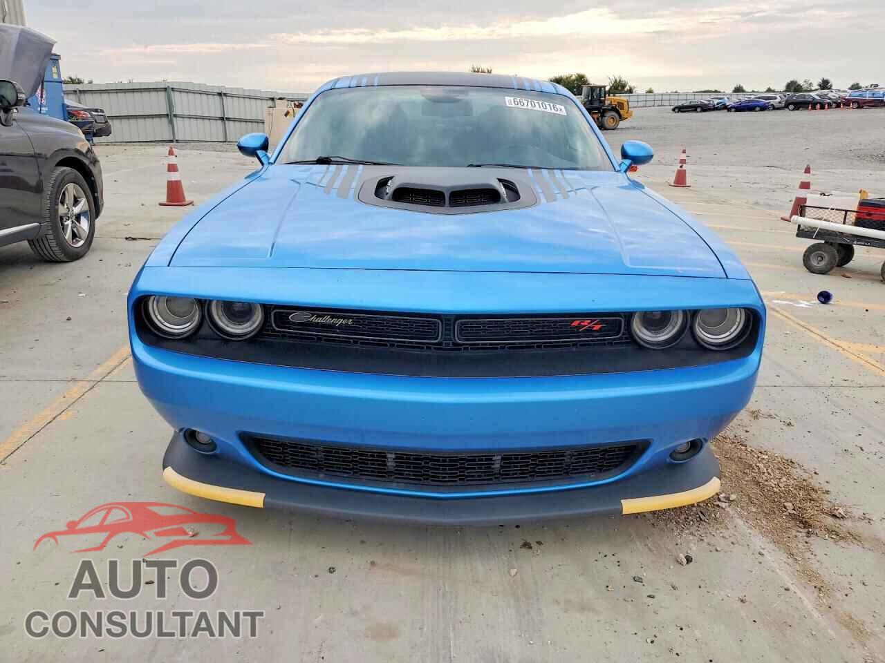 DODGE CHALLENGER 2018 - 2C3CDZFJ2JH327880