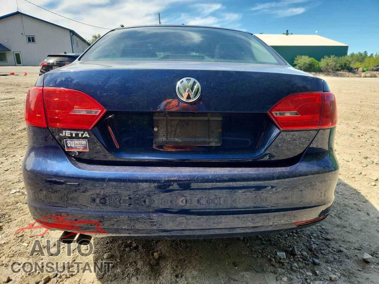 VOLKSWAGEN JETTA 2014 - 3VW2K7AJ2EM391575