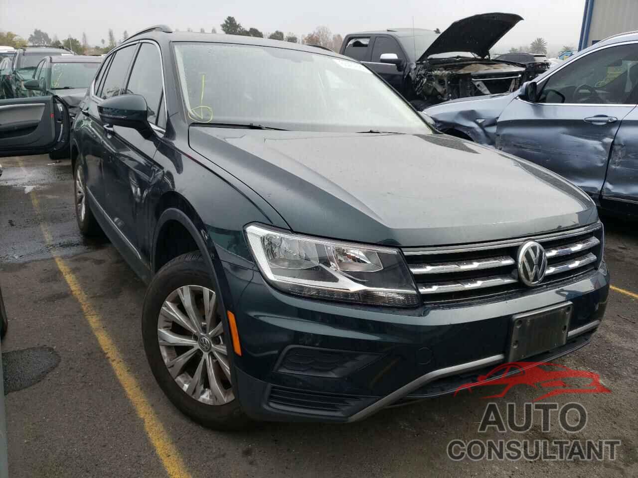 VOLKSWAGEN TIGUAN 2018 - 3VV2B7AX3JM157626