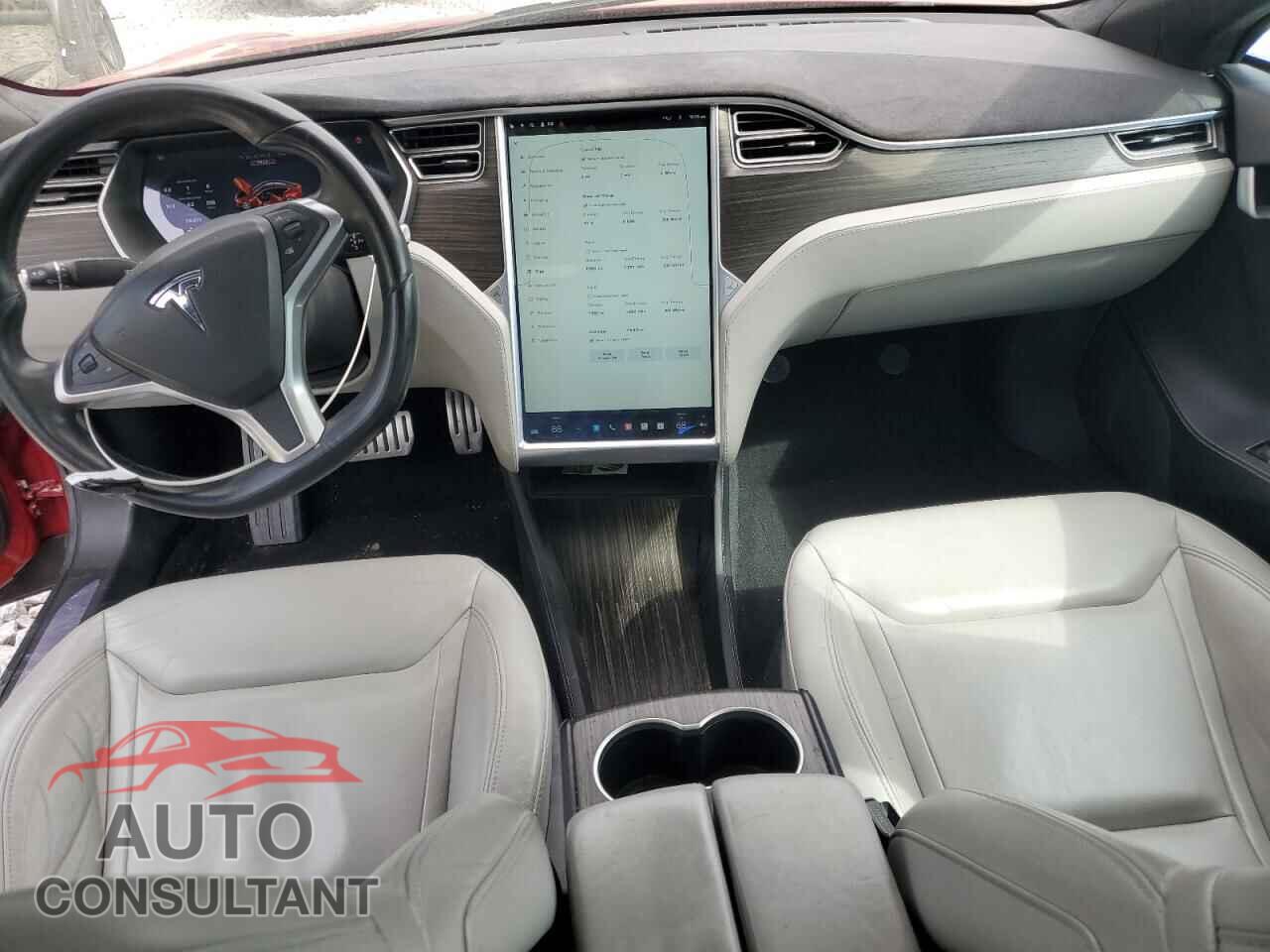 TESLA MODEL S 2015 - 5YJSA1E45FF111824
