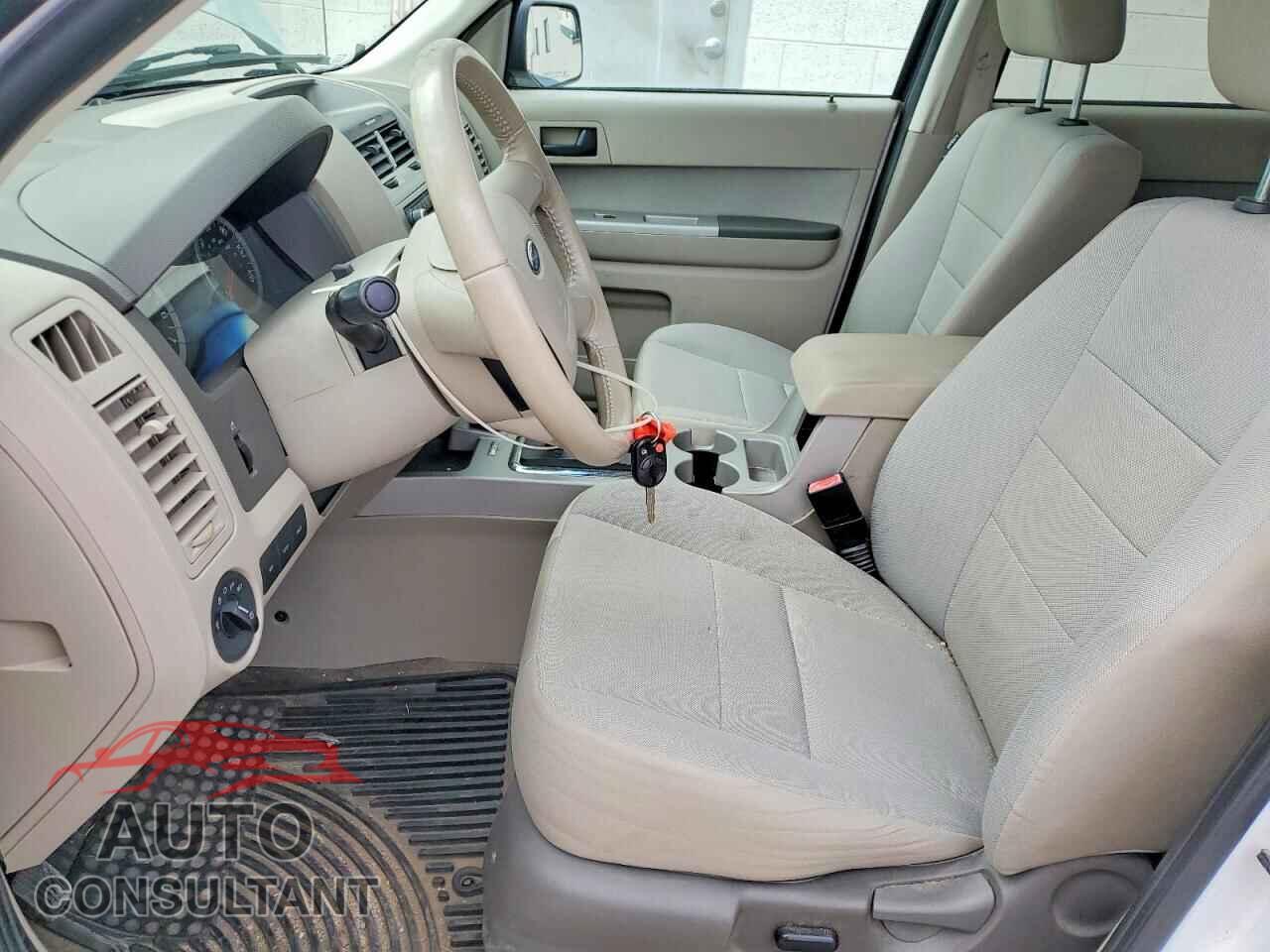 FORD ESCAPE 2011 - 1FMCU5K32BKA15611