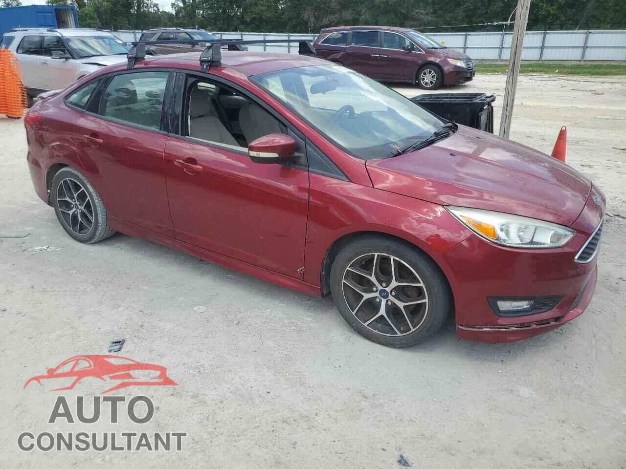 FORD FOCUS 2015 - 1FADP3FE6FL332961