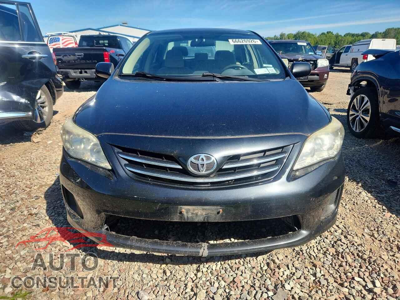 TOYOTA COROLLA 2013 - 5YFBU4EE4DP097871