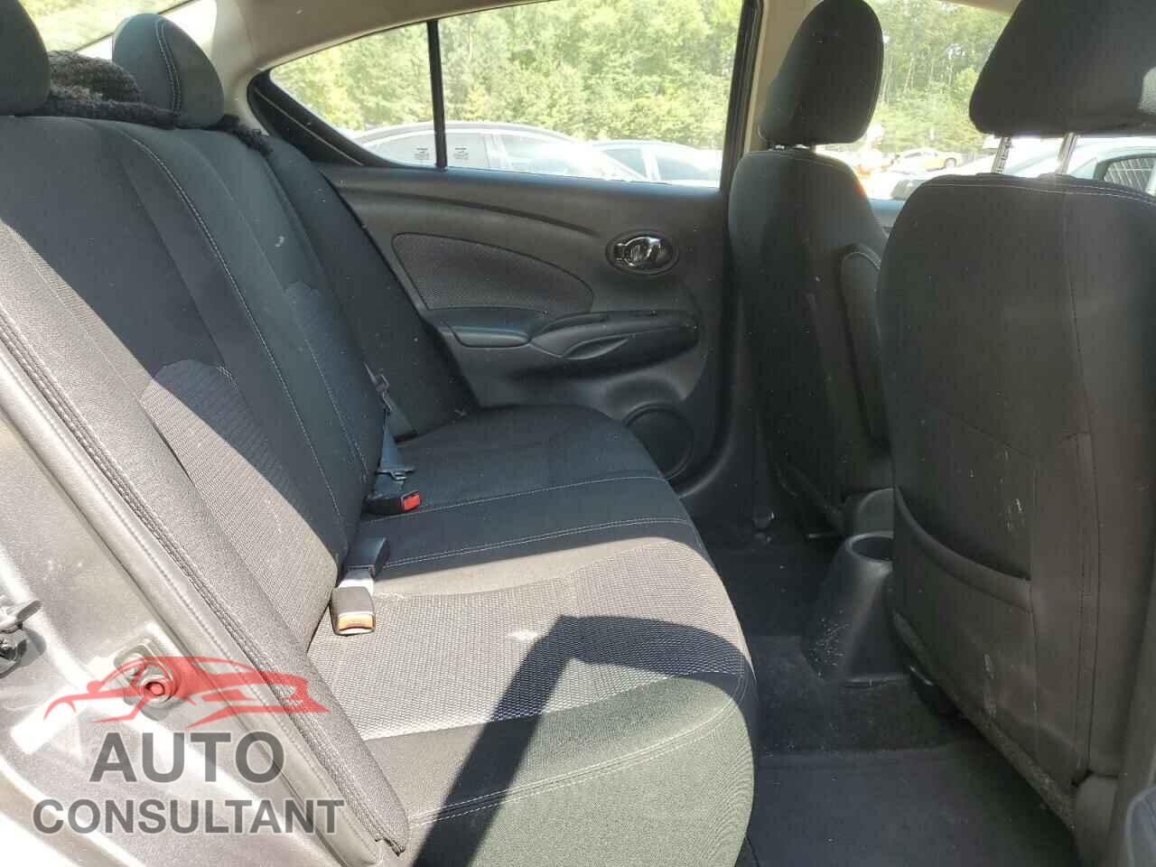 NISSAN VERSA 2019 - 3N1CN7AP3KL843282