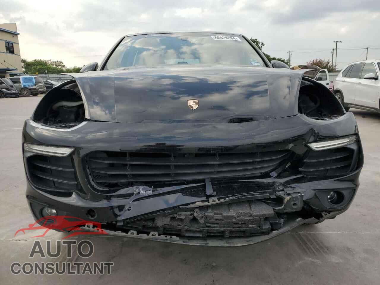 PORSCHE CAYENNE 2016 - WP1AA2A23GLA11028