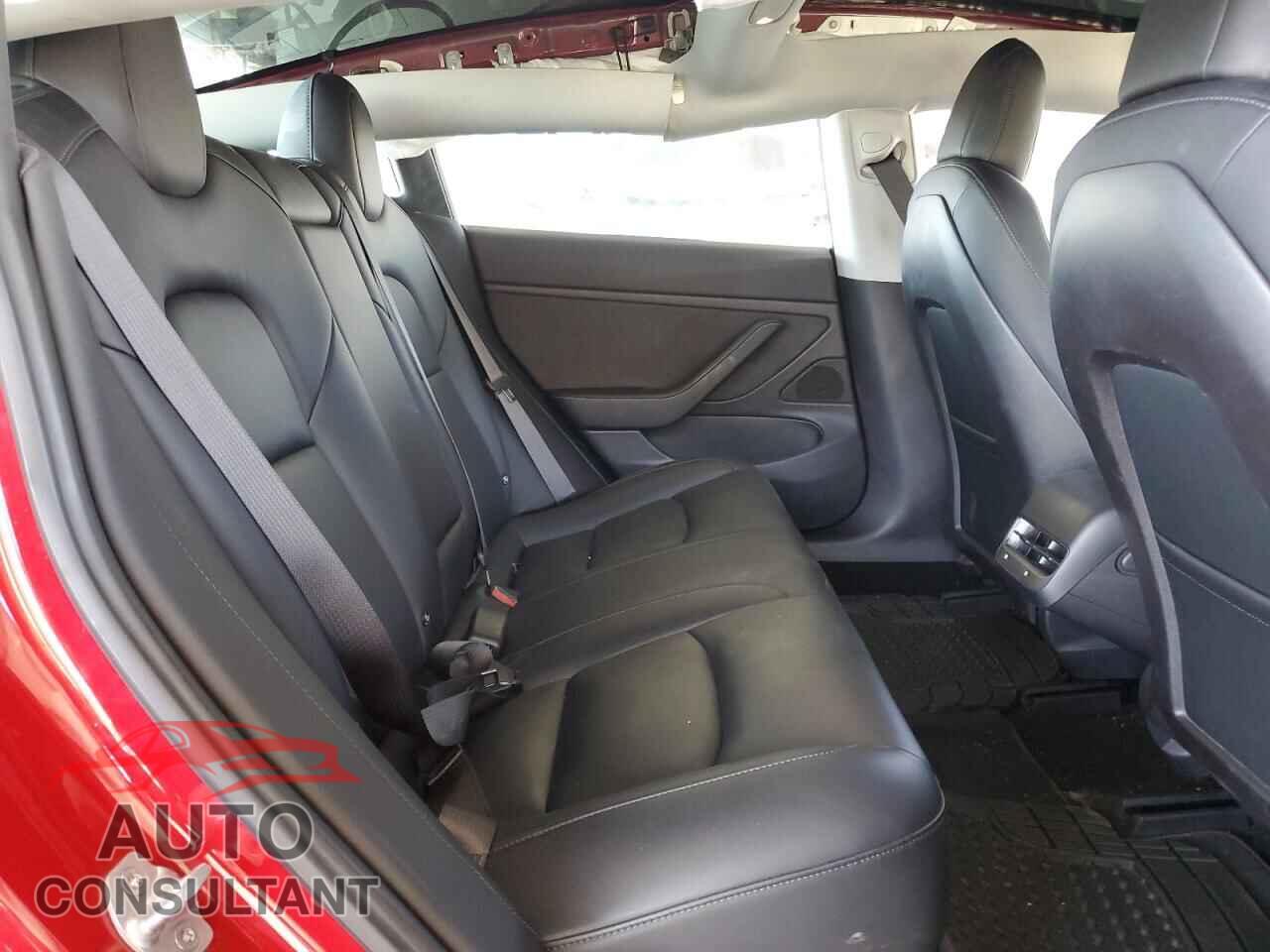 TESLA MODEL 3 2018 - 5YJ3E1EA1JF045537