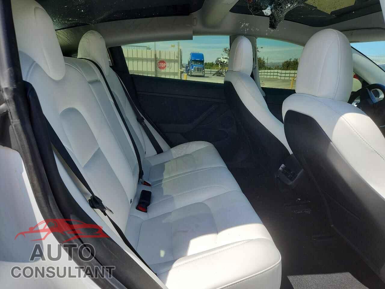 TESLA MODEL 3 2021 - 5YJ3E1EC9MF074001