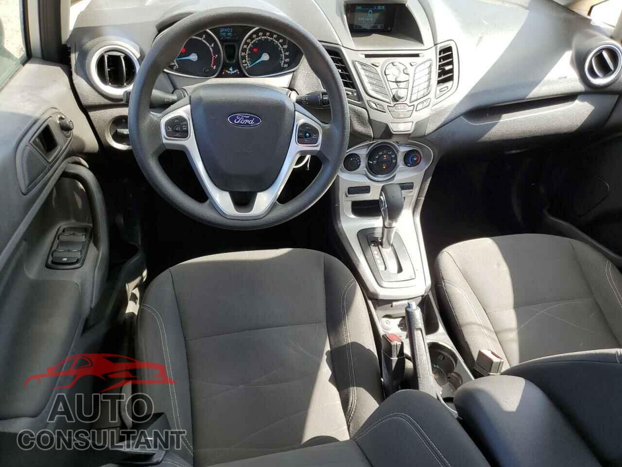 FORD FIESTA 2017 - 3FADP4EJ4HM161939