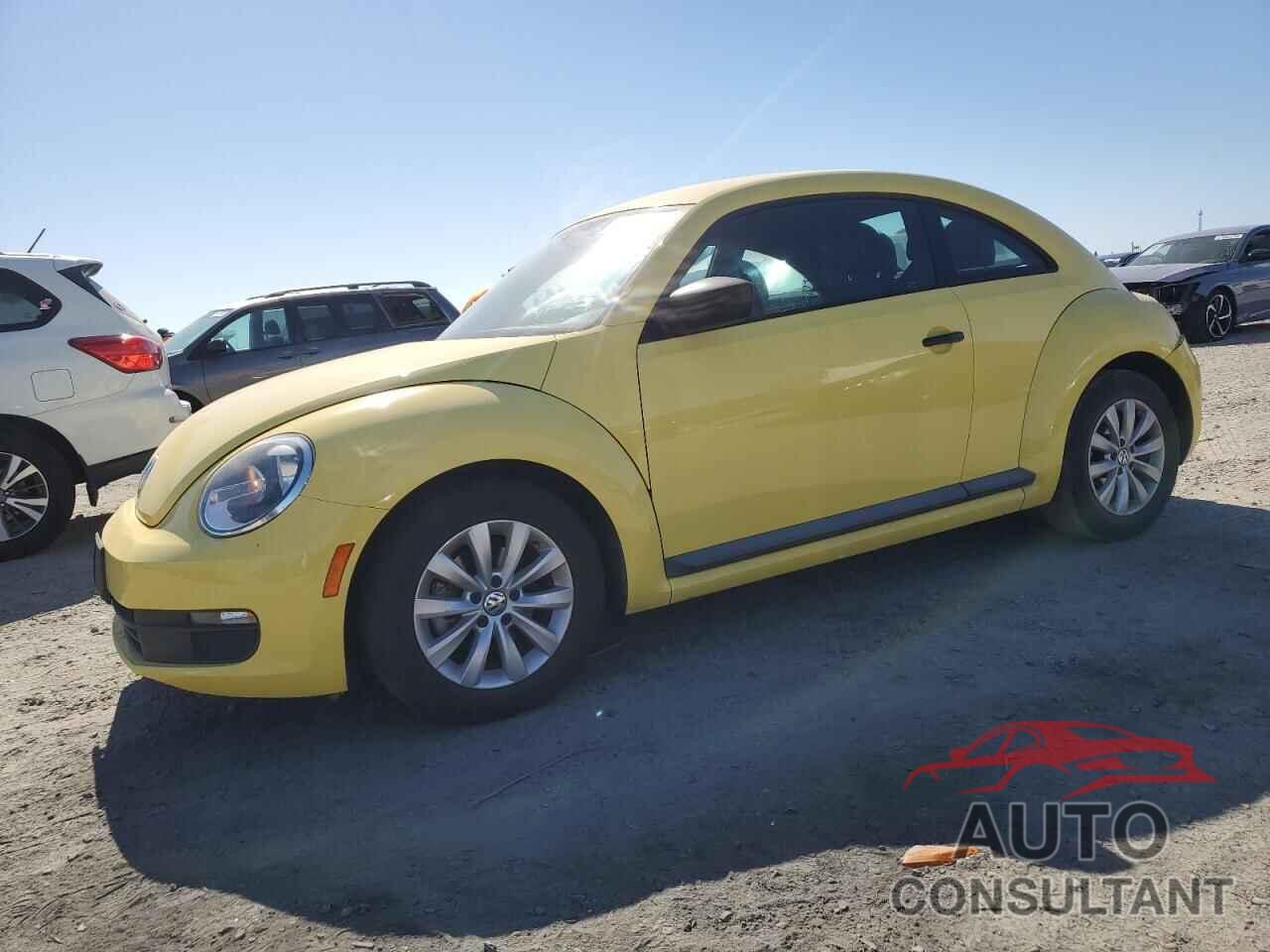 VOLKSWAGEN BEETLE 2015 - 3VWF17ATXFM645623