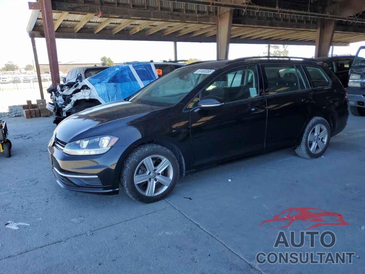 VOLKSWAGEN GOLF 2018 - 3VWD17AU9JM752123