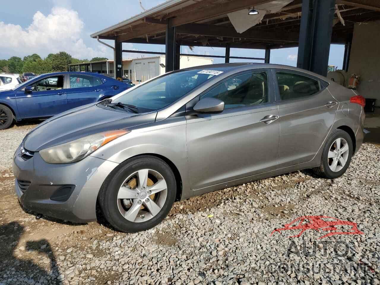 HYUNDAI ELANTRA 2013 - 5NPDH4AE5DH288862