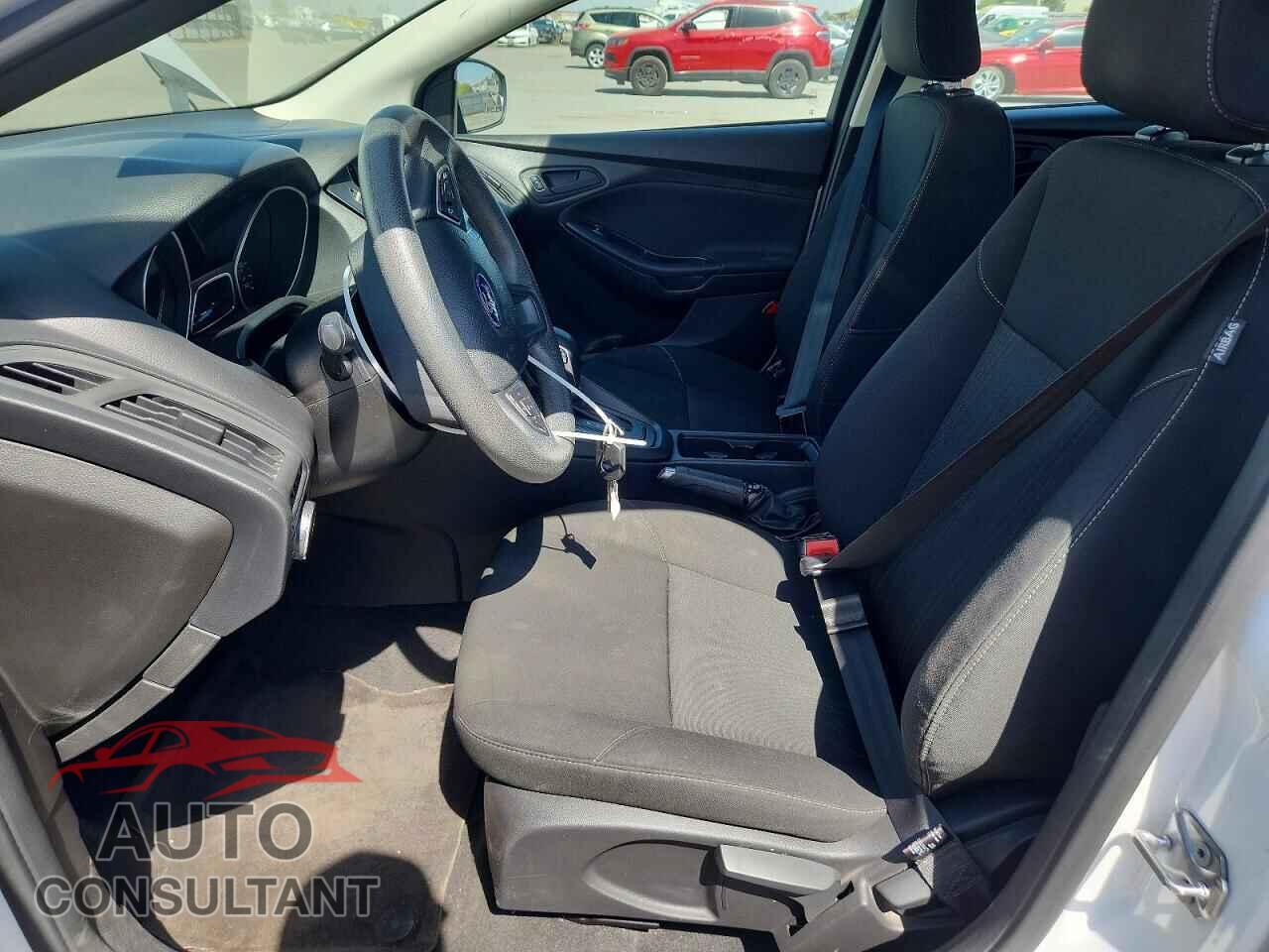 FORD FOCUS 2016 - 1FADP3E26GL216099