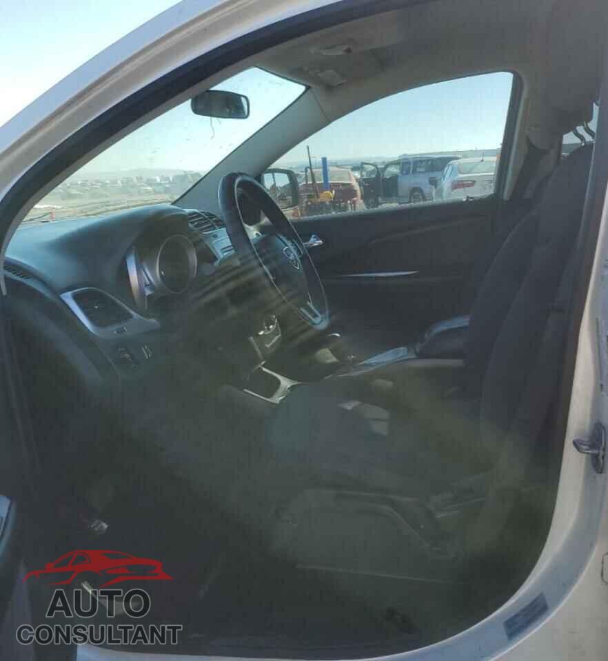 DODGE JOURNEY 2017 - 3C4PDCAB7HT543803