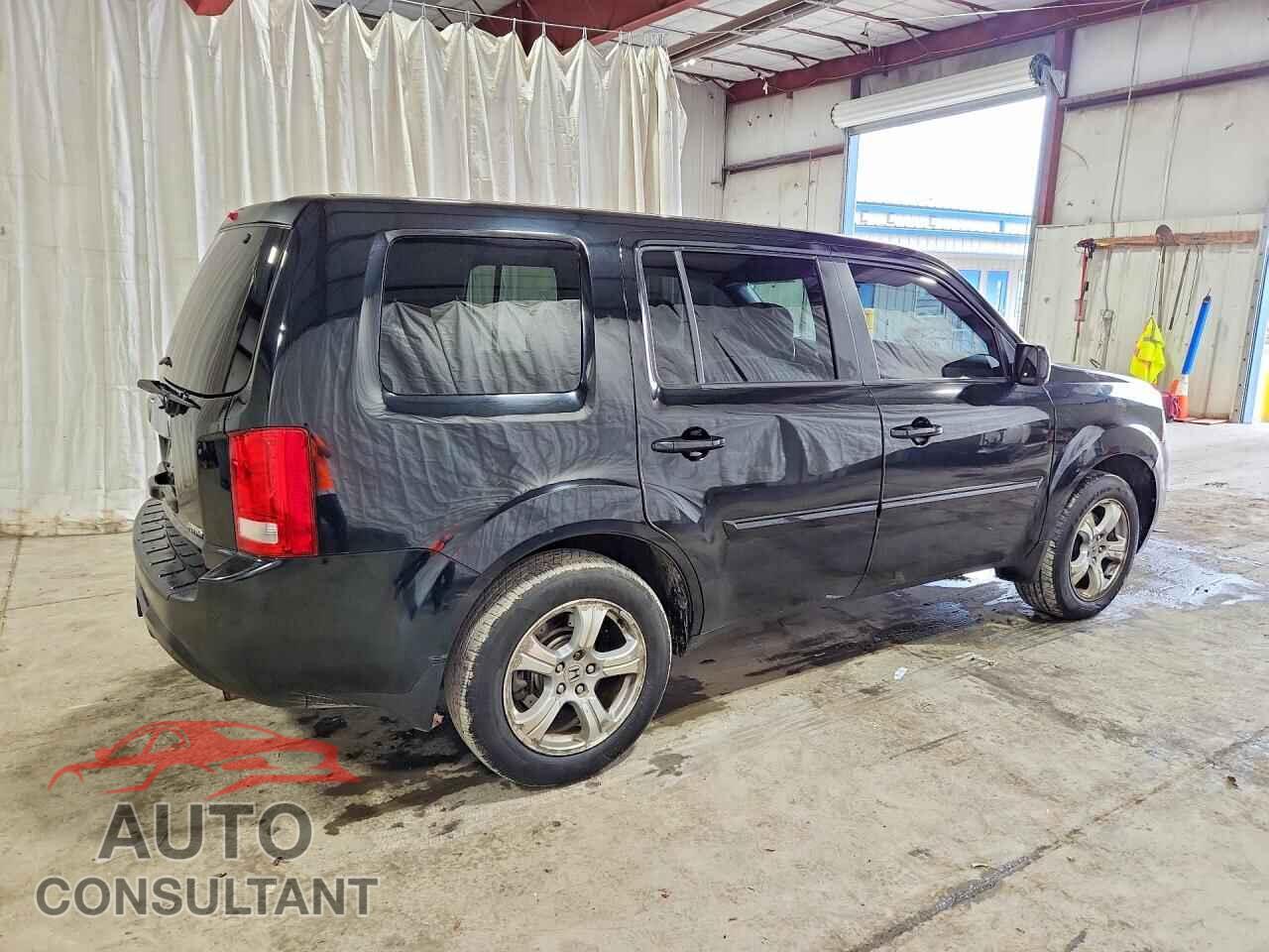 HONDA PILOT 2013 - 5FNYF4H42DB031984