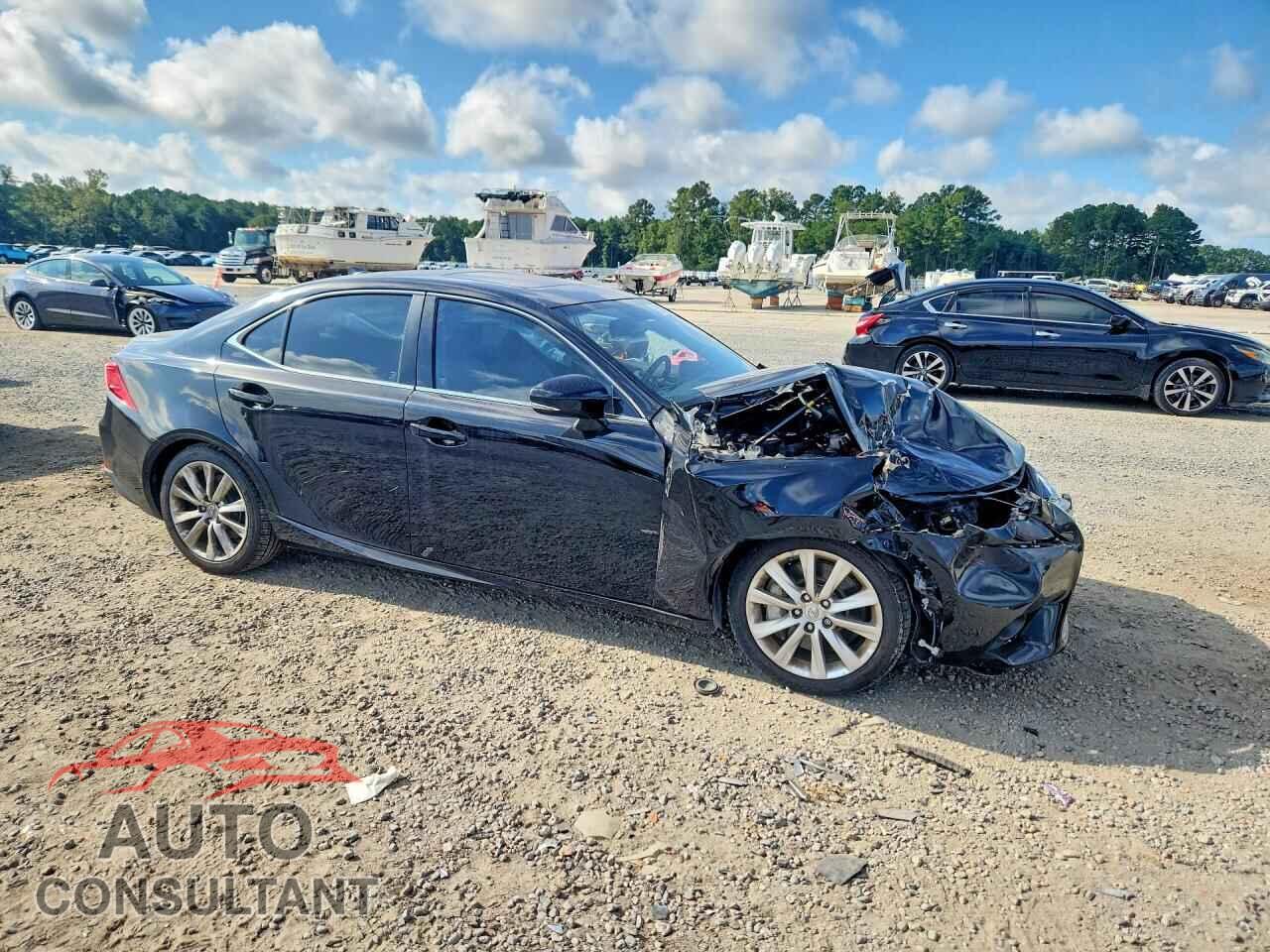 LEXUS IS 2016 - JTHBA1D25G5019498