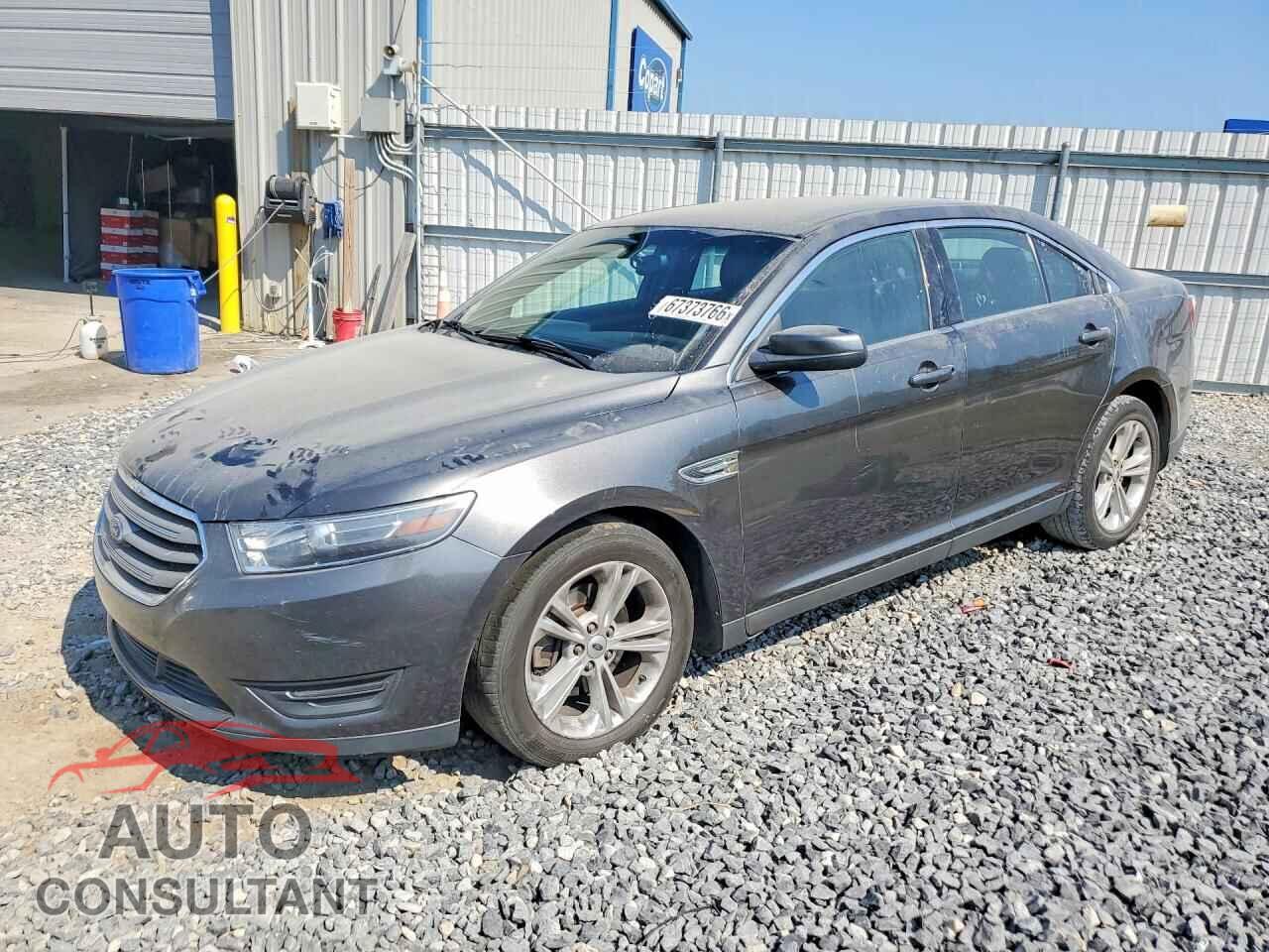 FORD TAURUS 2018 - 1FAHP2E81JG100812