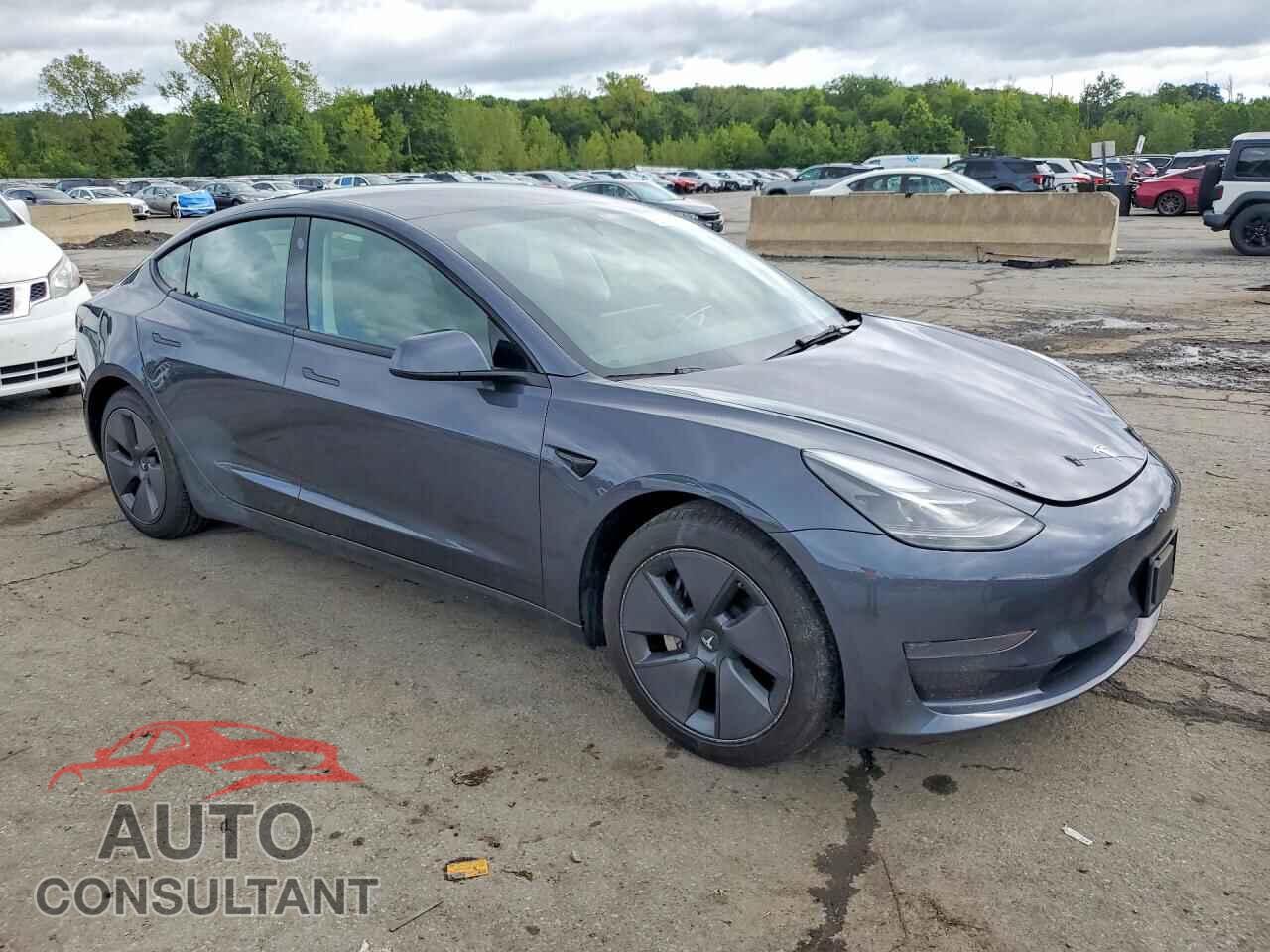 TESLA MODEL 3 2023 - 5YJ3E1EAXPF644199